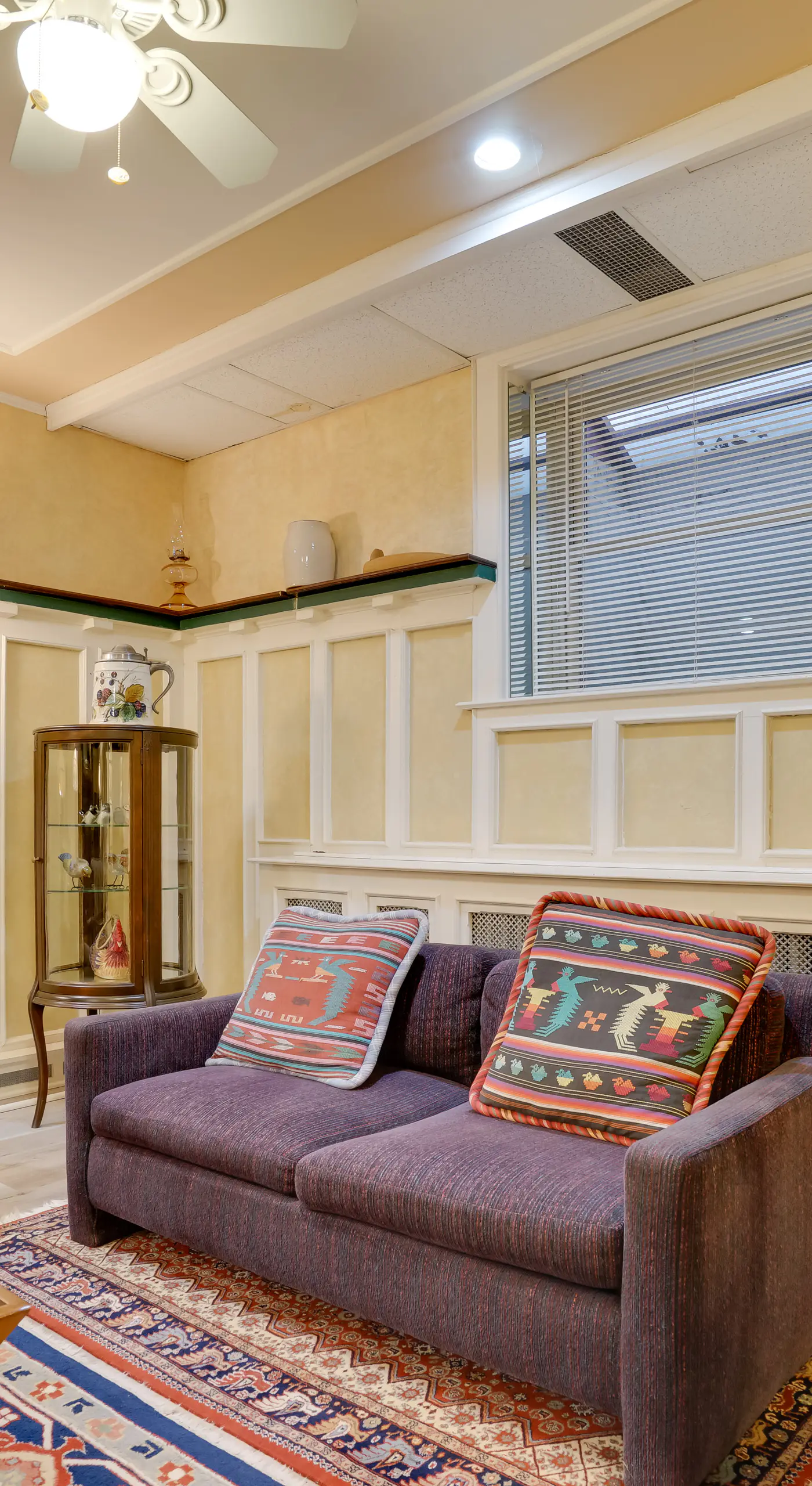 2 Mi to Dtwn Minneapolis: Lowry Hill Apt w/ Patio