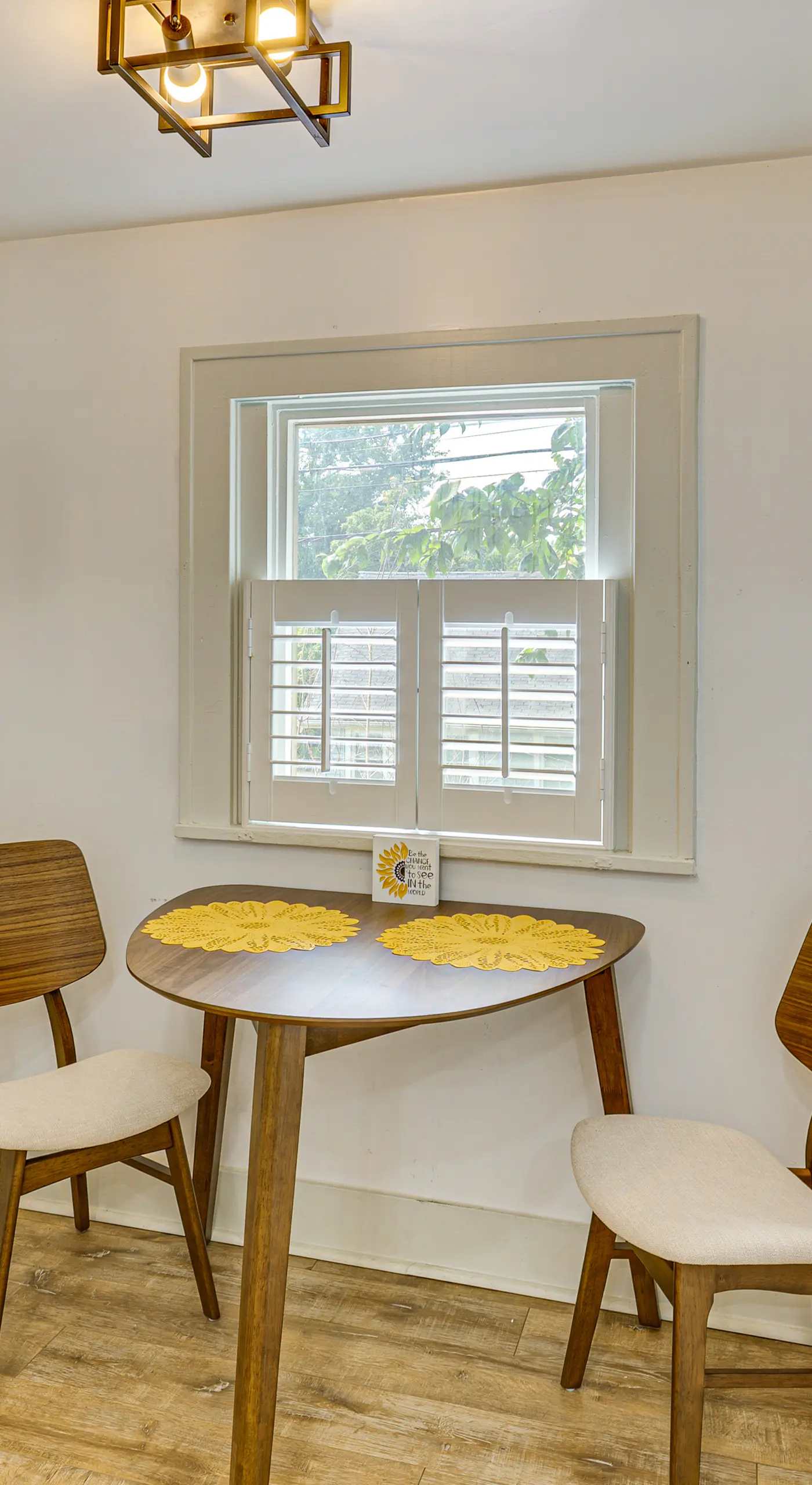 Private Porch! Charming Stay 6 Mi to Arrowhead