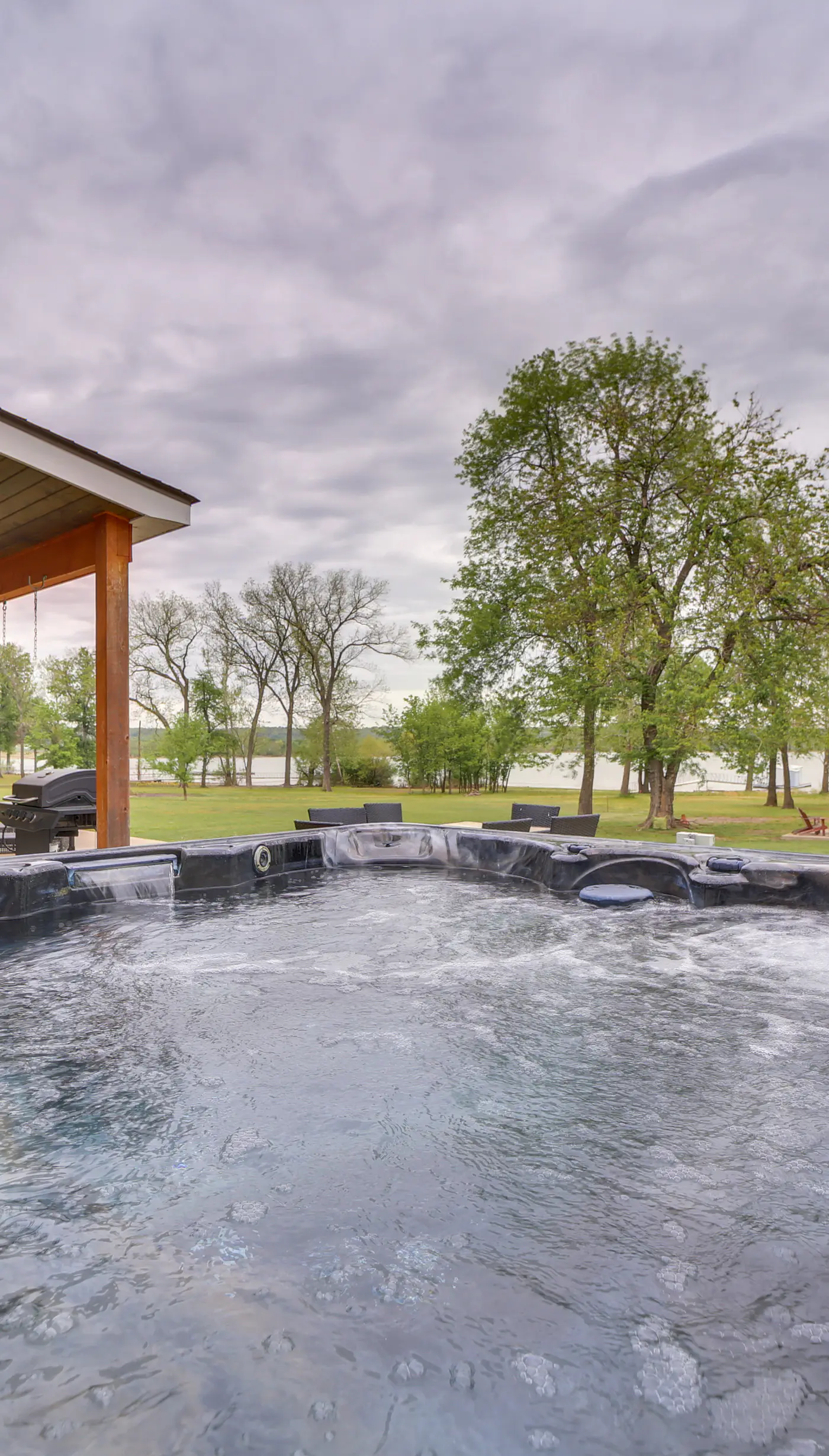 Hot Tub, Game Room & More! Lakefront Home in Afton