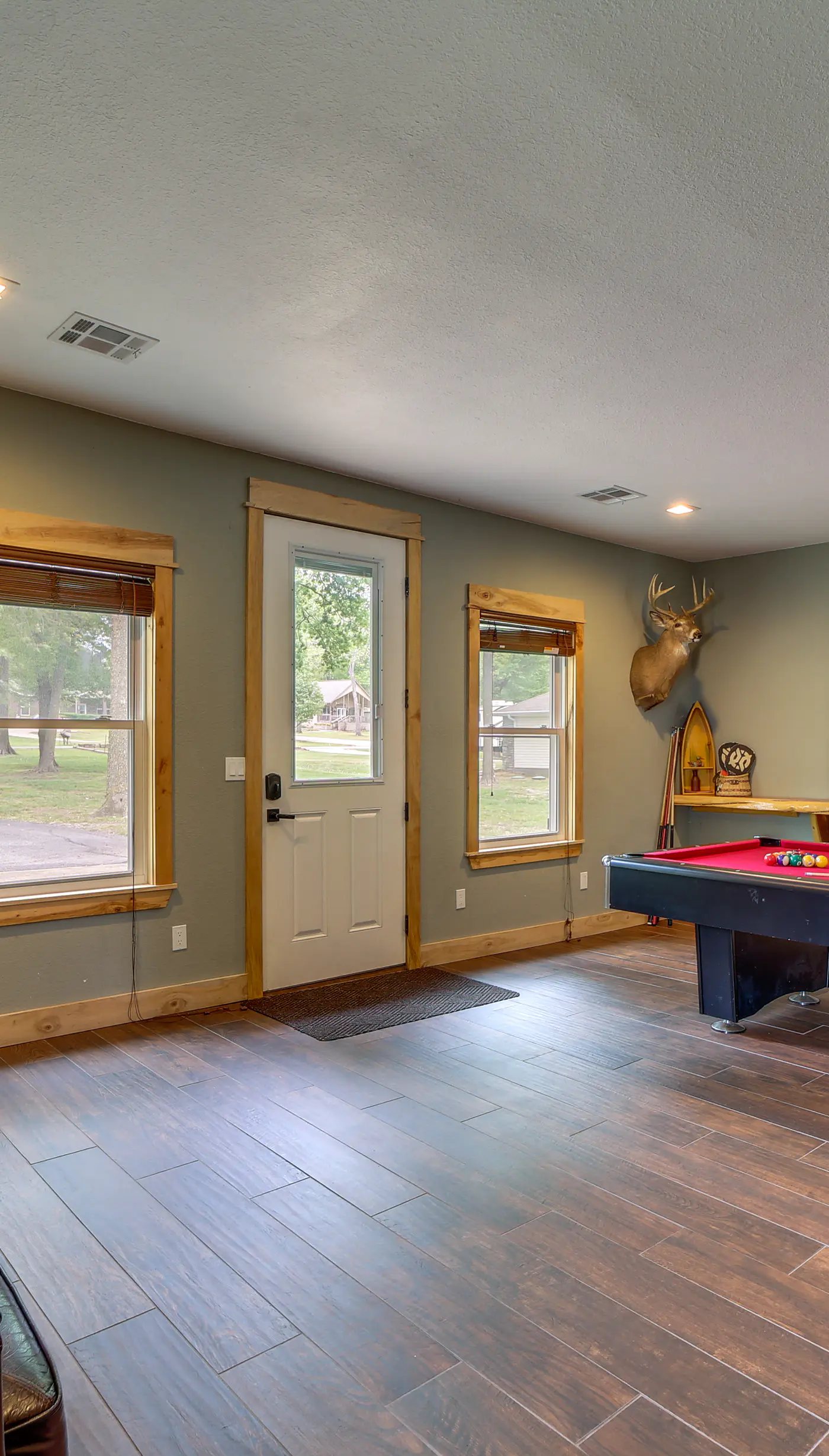 Hot Tub, Game Room & More! Lakefront Home in Afton