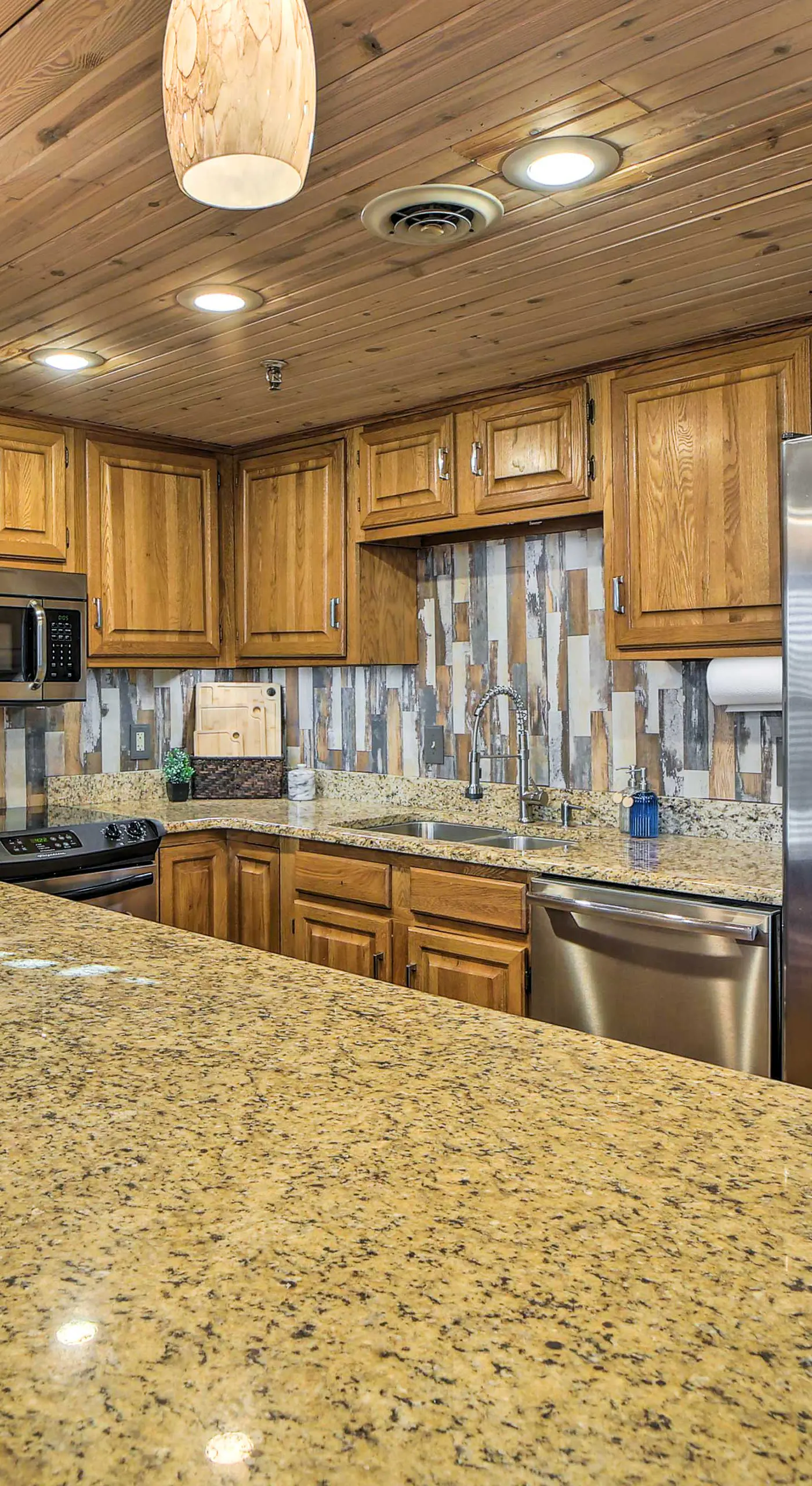 Balcony w/ Hot Tub: Monkey Island Vacation Rental!