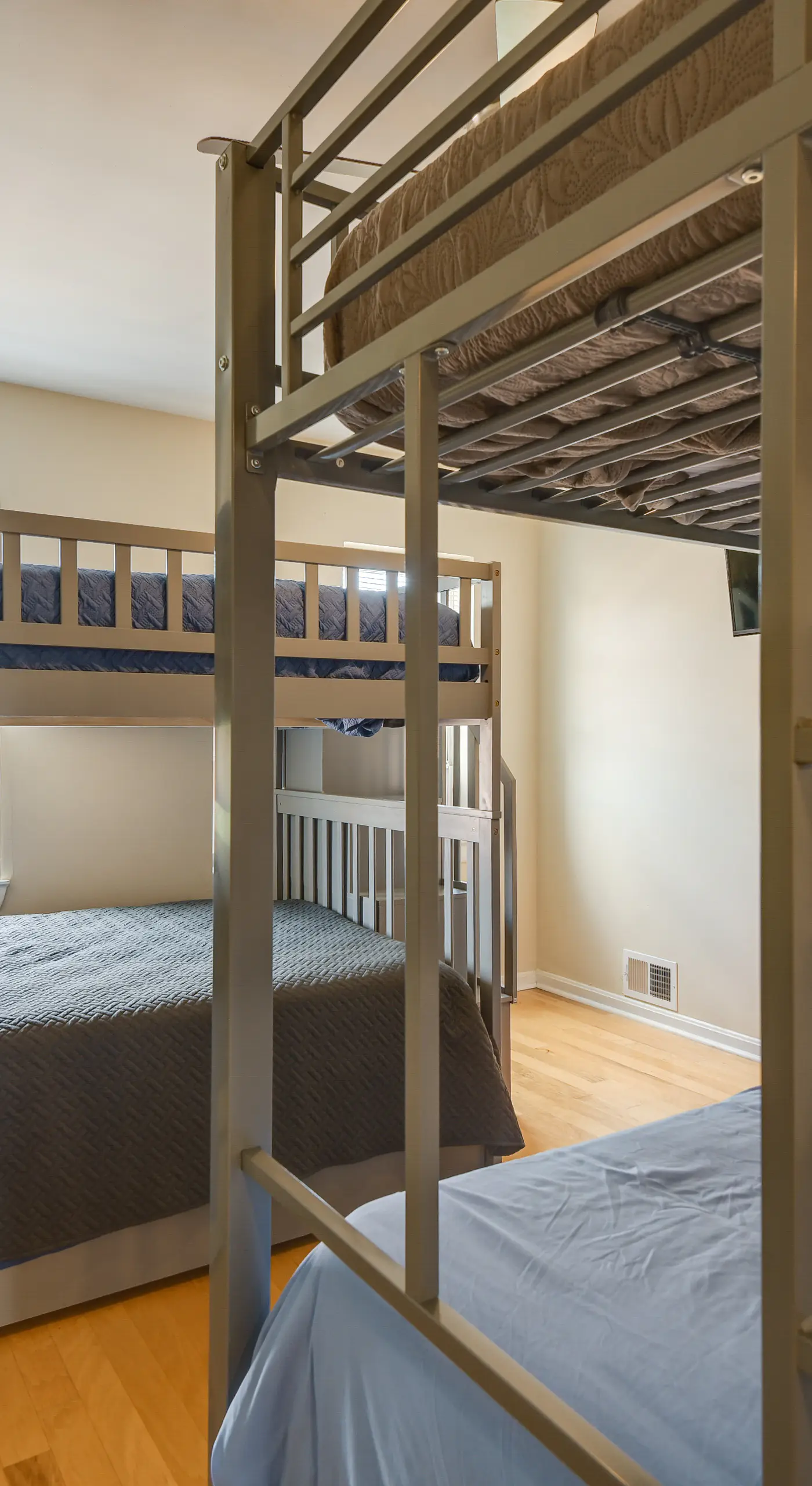 Baltimore Townhome Near Oriole Park w/ A/C!