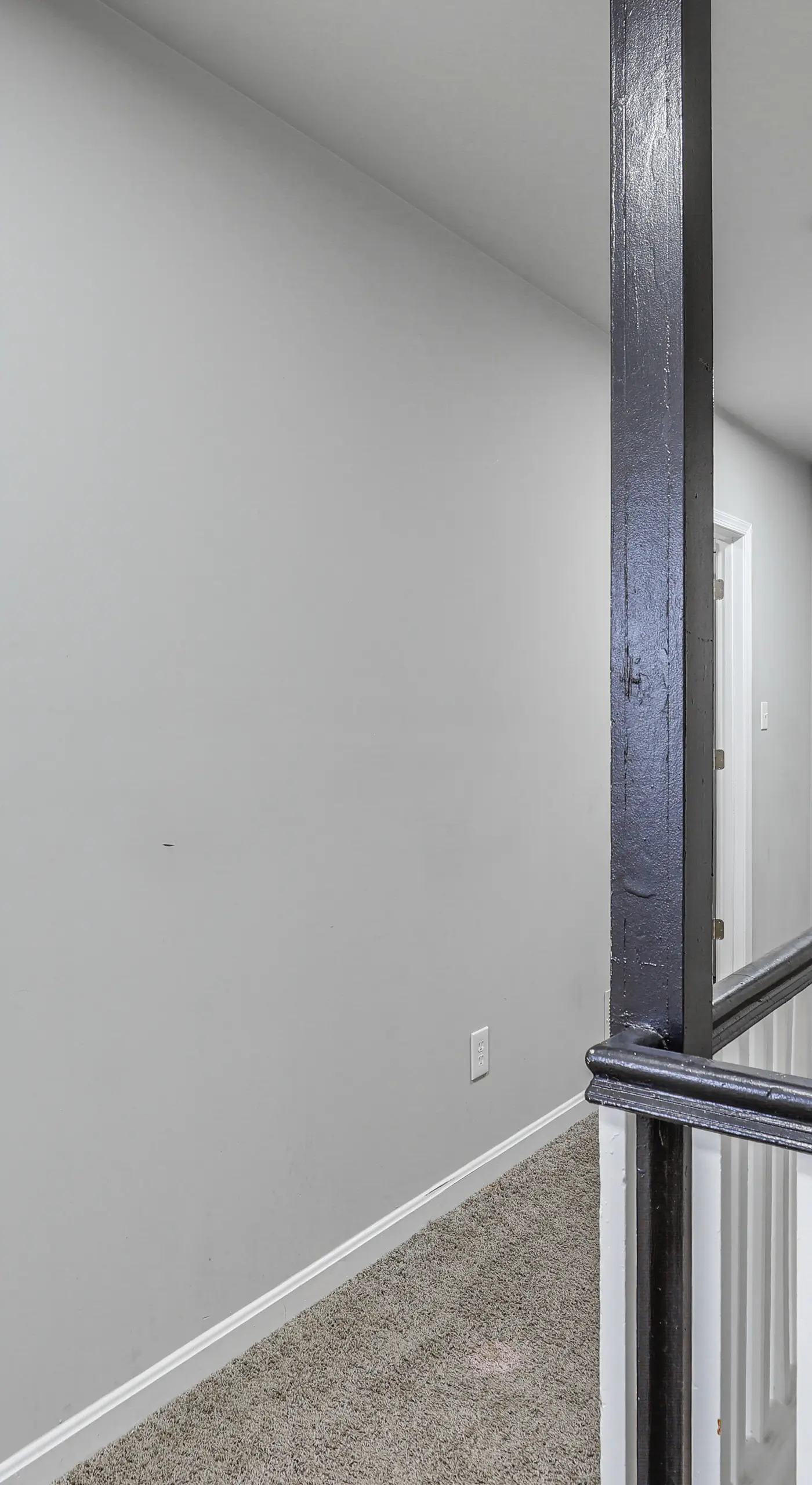 Pet-Friendly 3BR Rowhouse: Walk to Patterson Park!