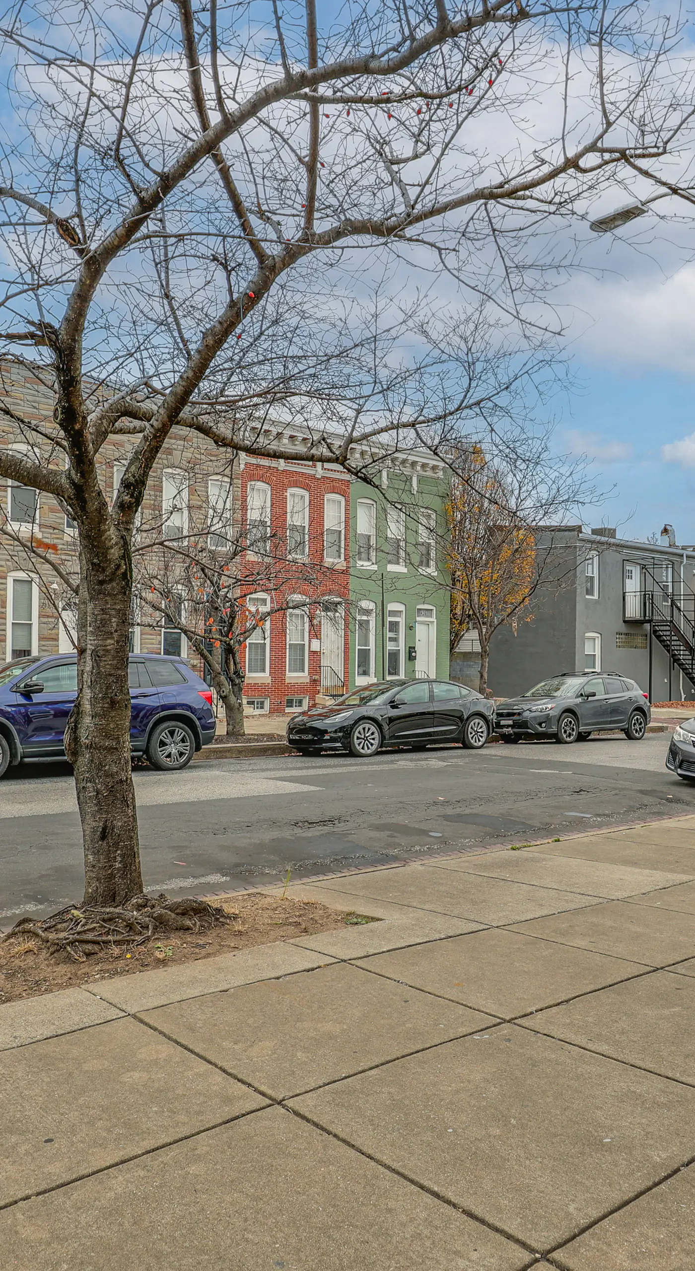 Pet-Friendly 3BR Rowhouse: Walk to Patterson Park!