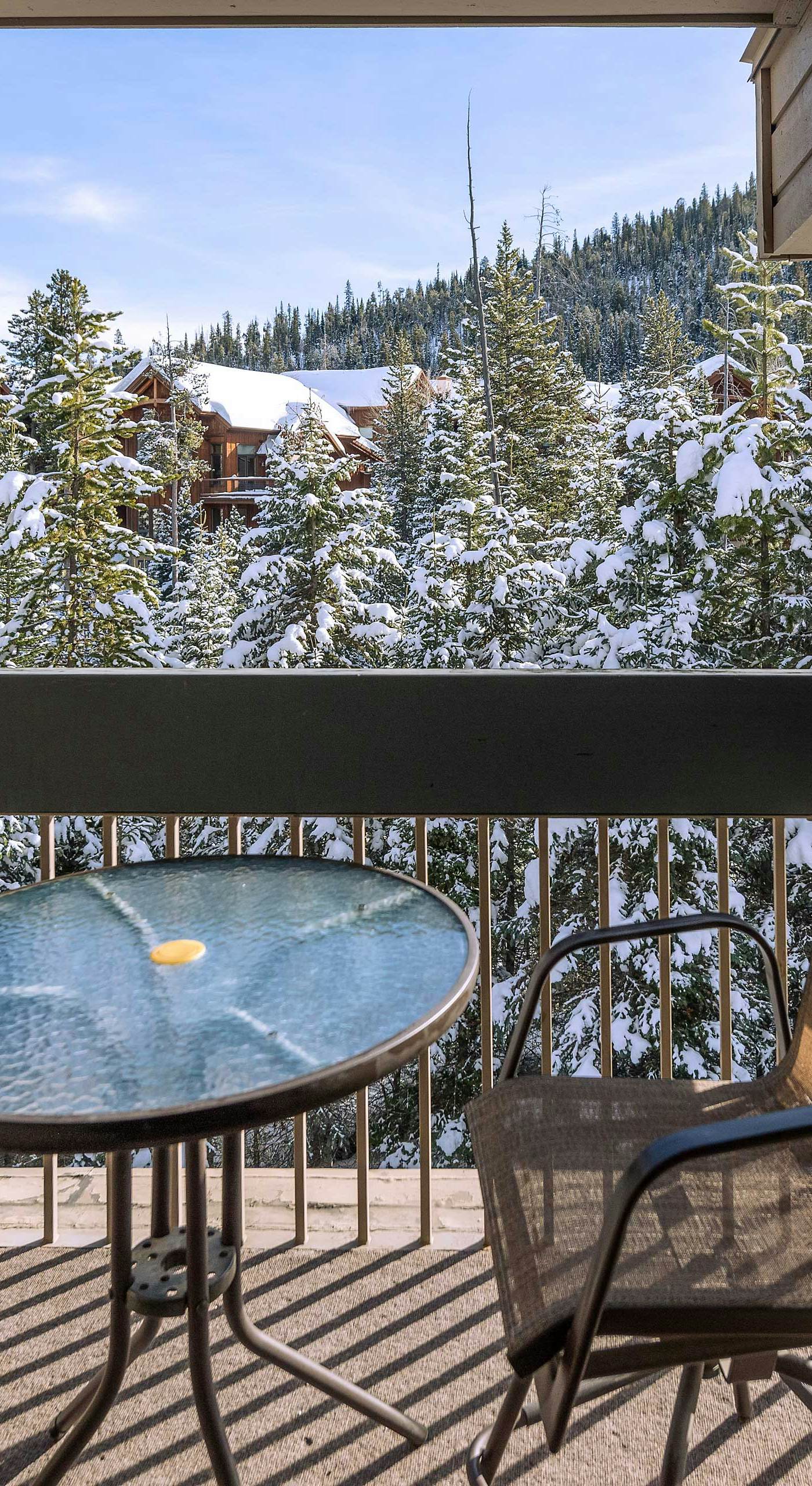 Steps to Ski Lifts - Condo w/ Walk-Out Patio!