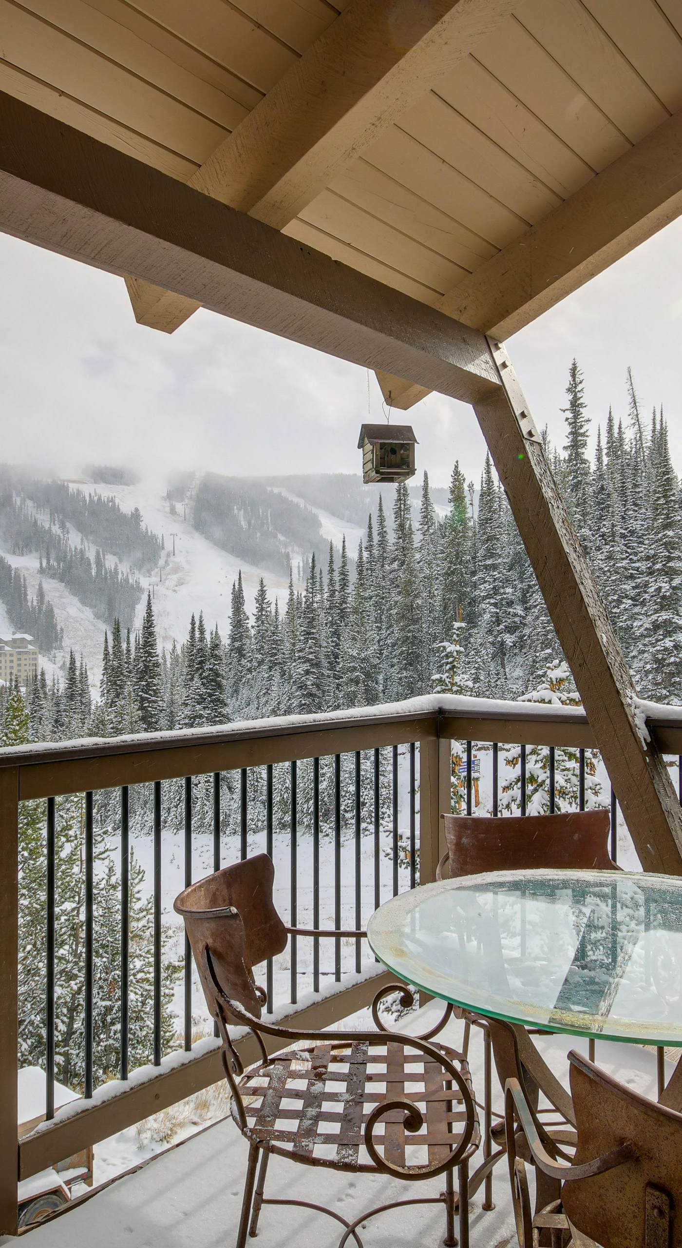 Big Sky Condo w/ Mountain Views < 1 Mi to Resort!