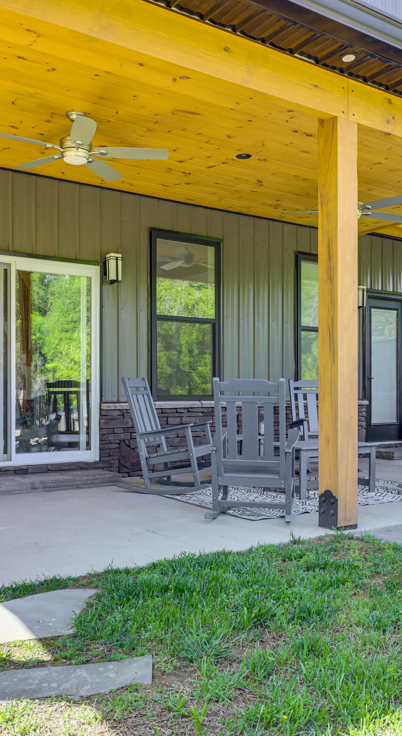 Smoky Mountain Riverfront Barndominium