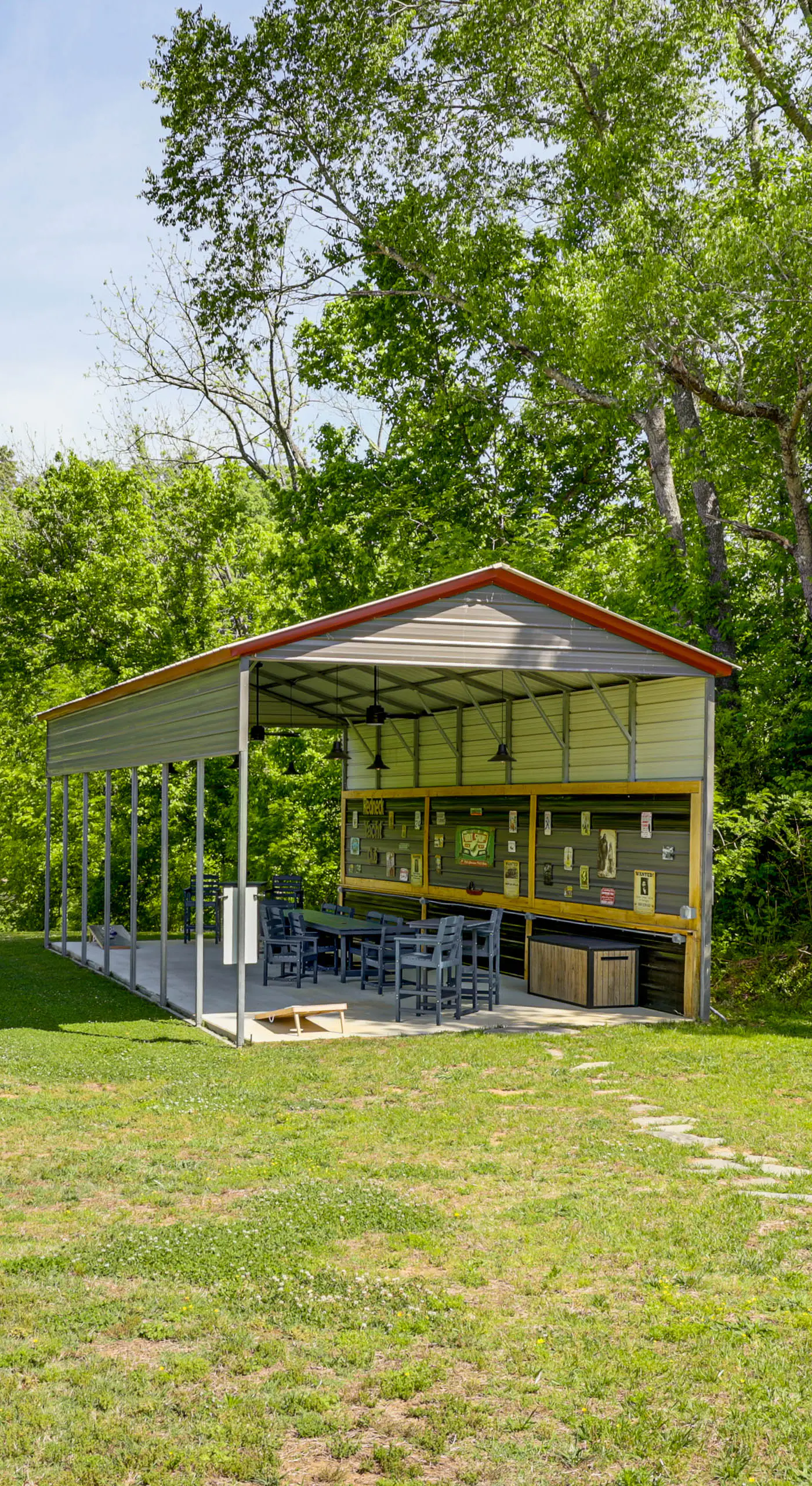 Smoky Mountain Riverfront Barndominium
