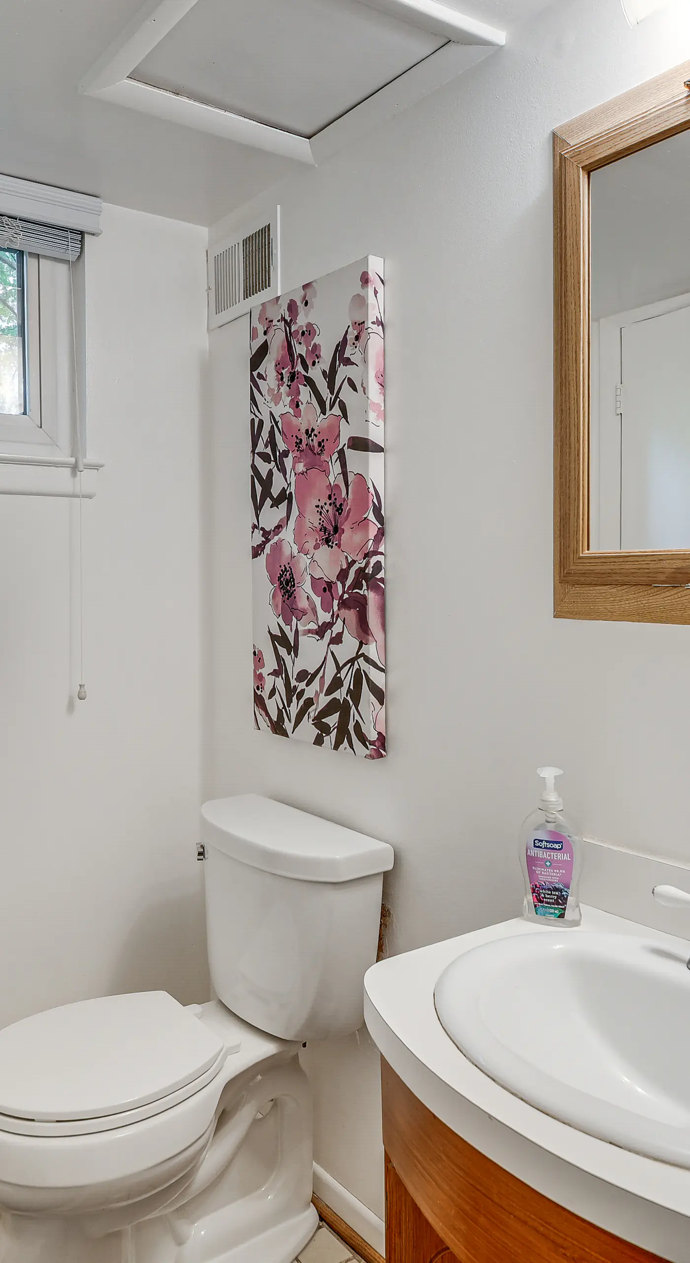 3 Mi to Dtwn Silver Spring: Convenient DC Area Apt