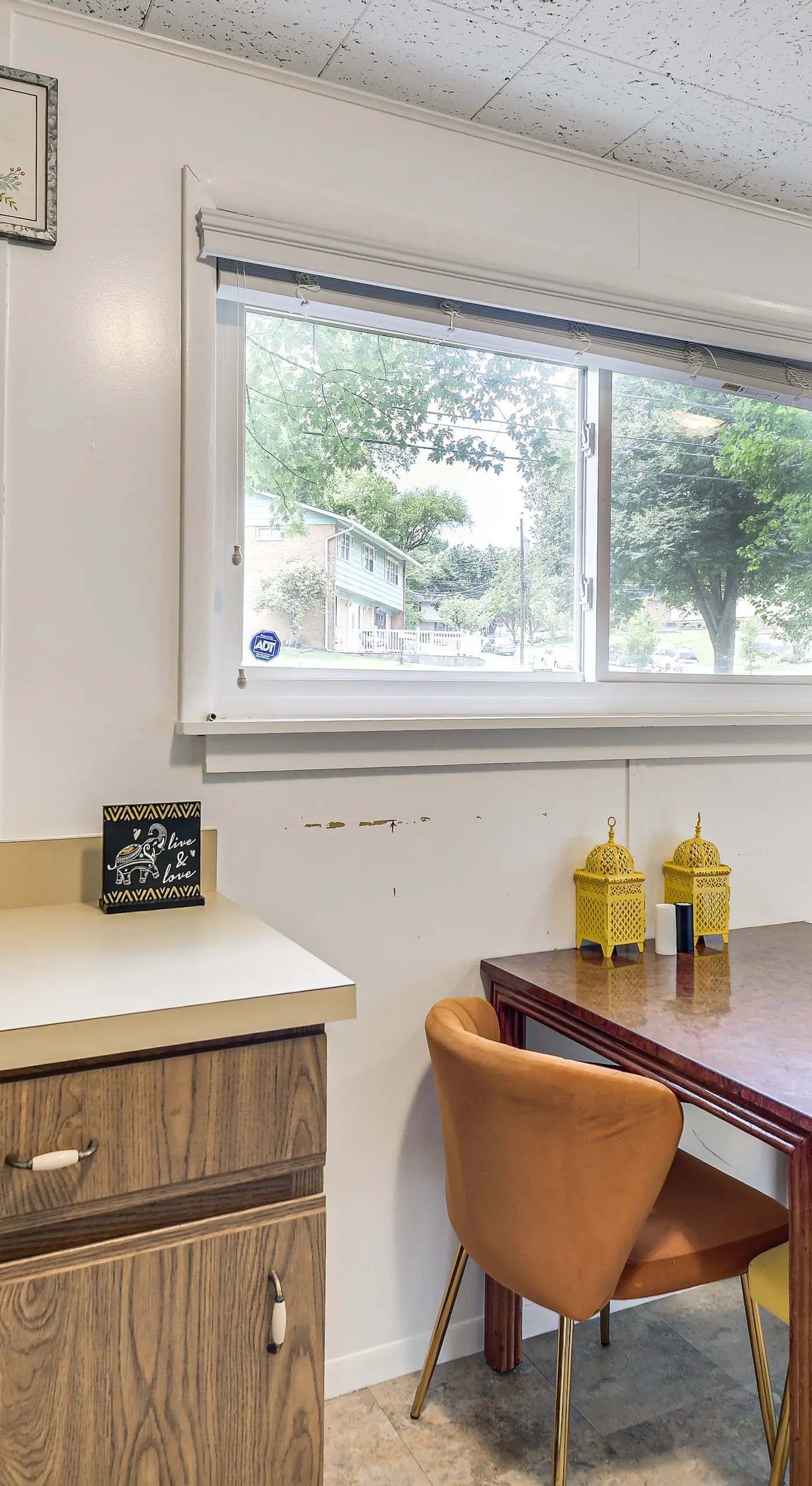 3 Mi to Dtwn Silver Spring: Convenient DC Area Apt
