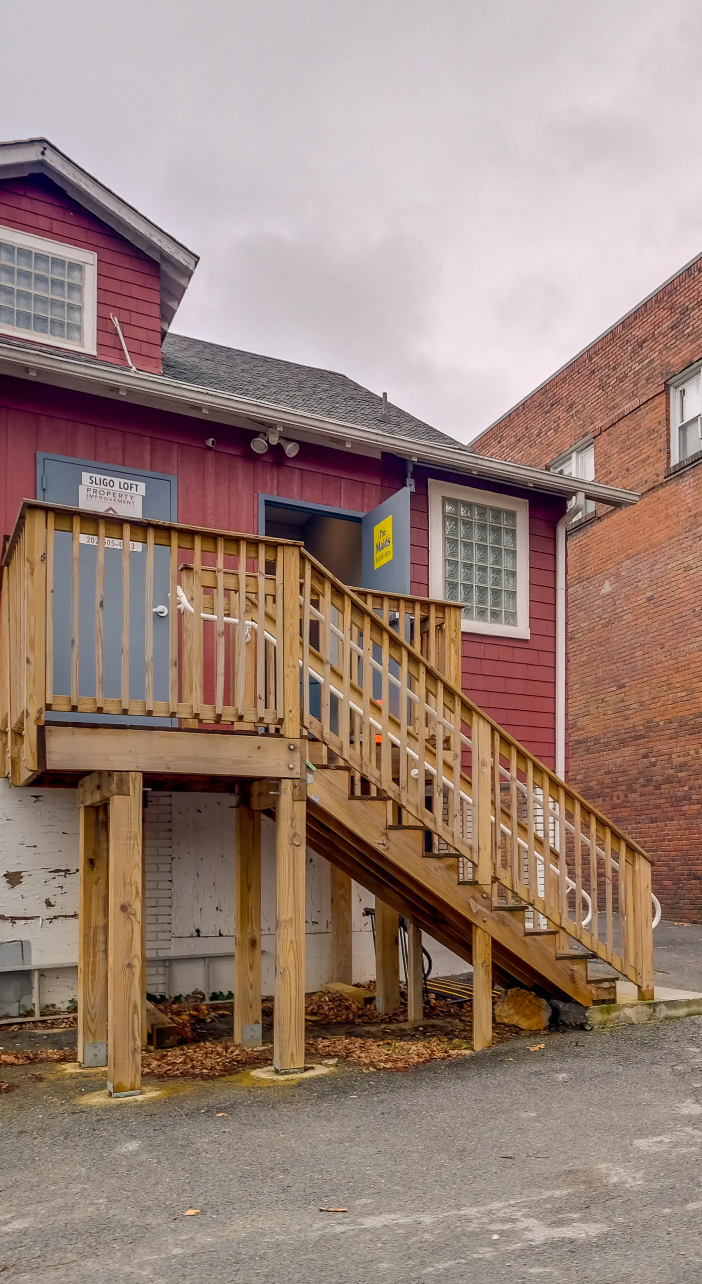 1 Mi to the Metro! Centrally Located Apt Near DC