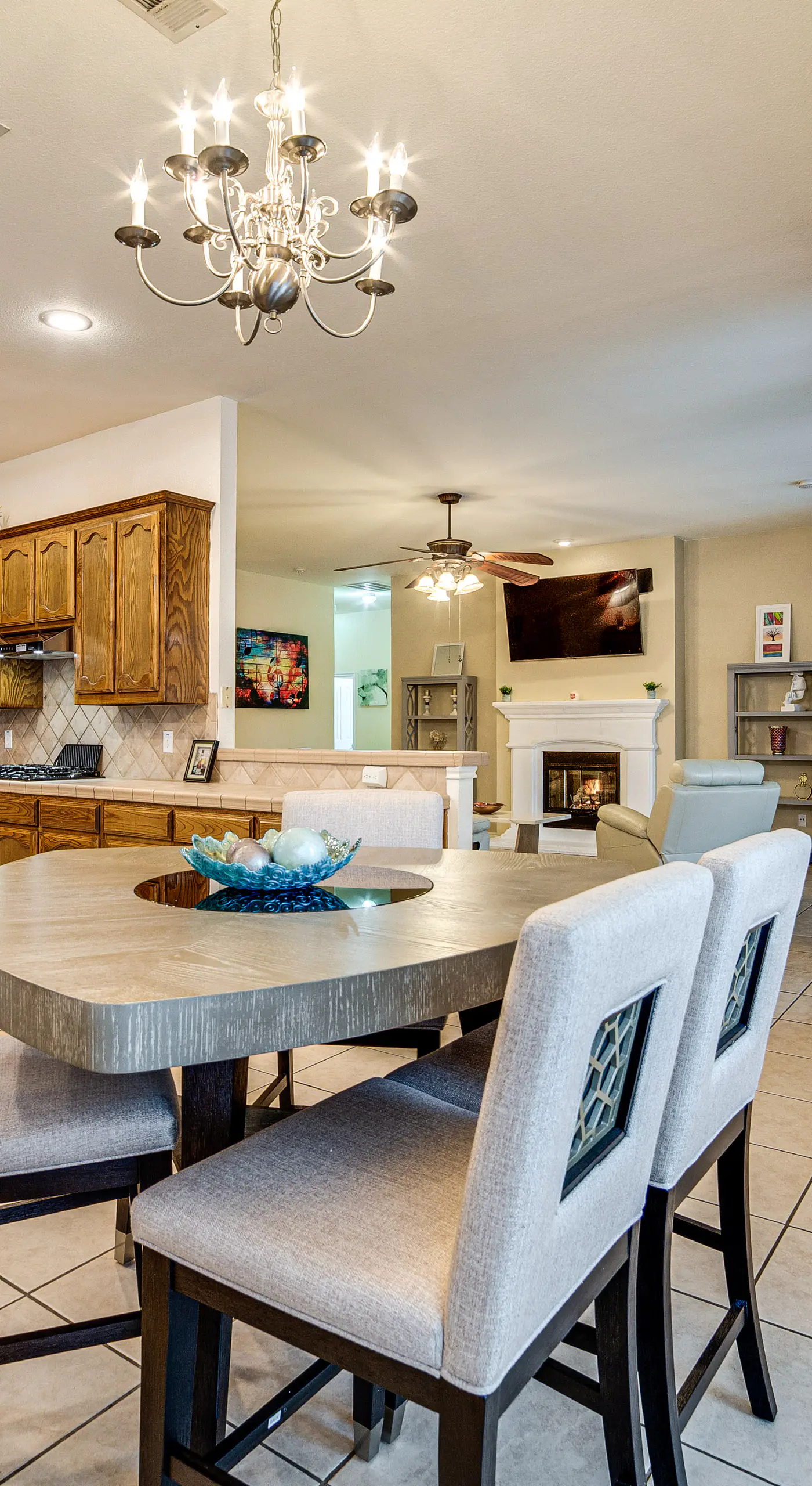 Spacious Arlington Home By Shops, Parks & Lakes