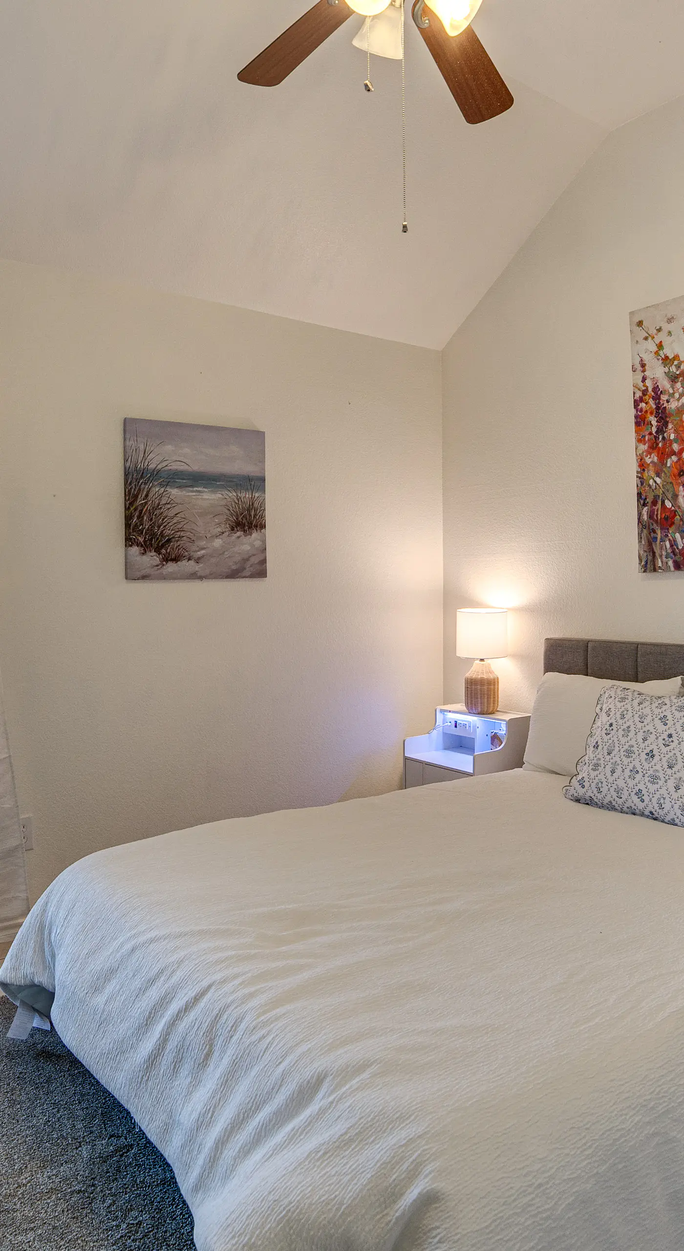 Spacious Arlington Home By Shops, Parks & Lakes