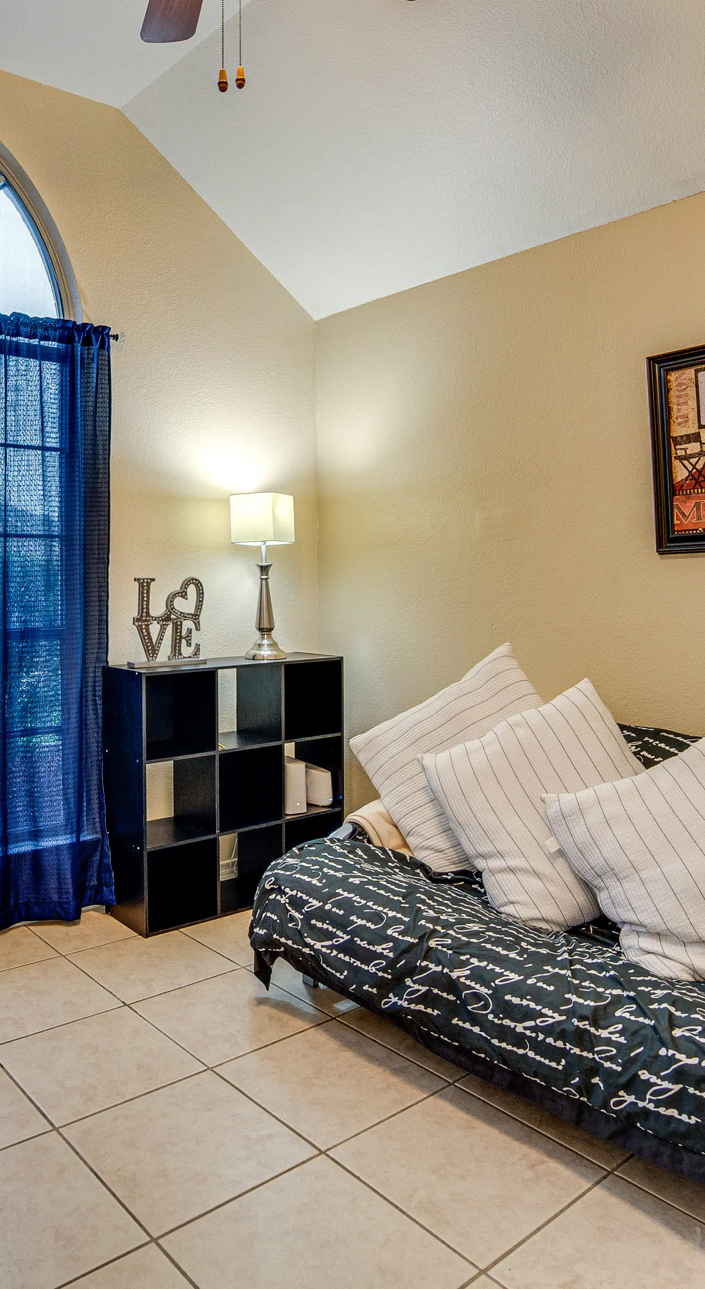 Spacious Arlington Home By Shops, Parks & Lakes