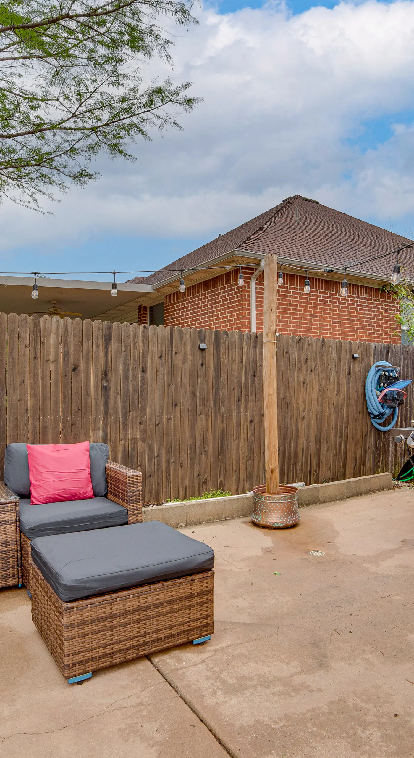 Spacious Arlington Home By Shops, Parks & Lakes