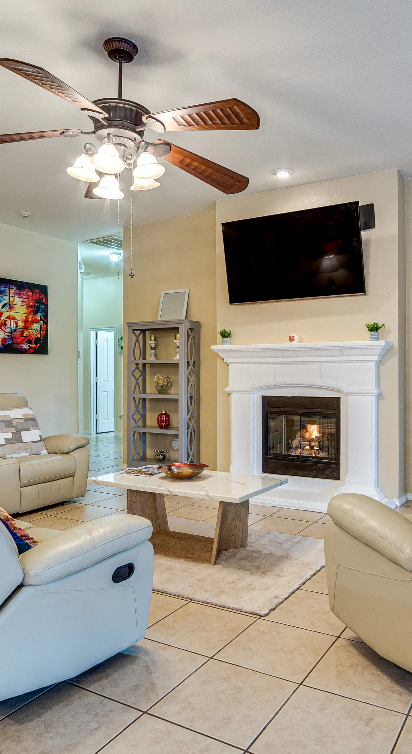 Spacious Arlington Home By Shops, Parks & Lakes