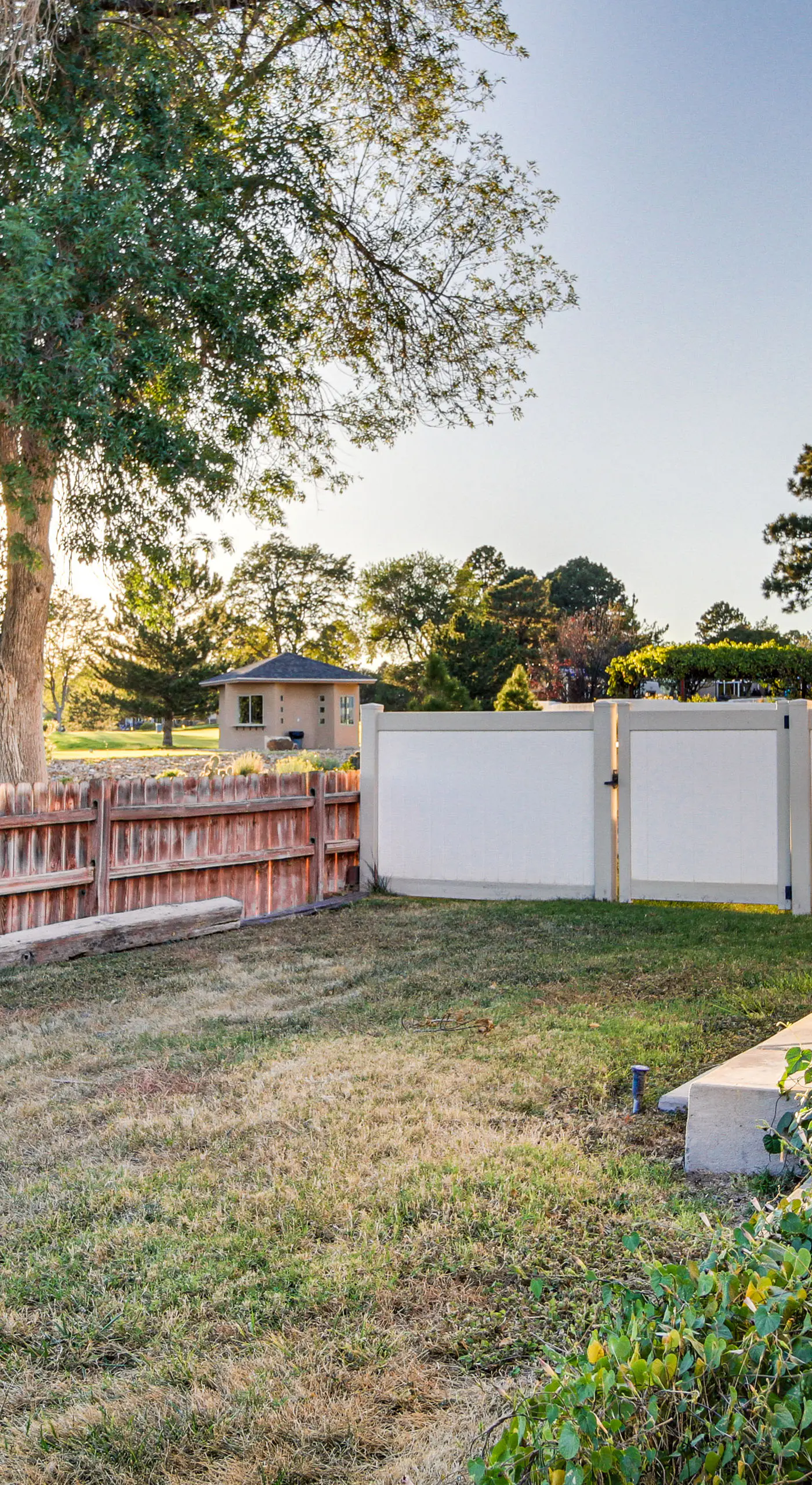 Walk to Paradise Hills Golf Course: Condo w/ Patio