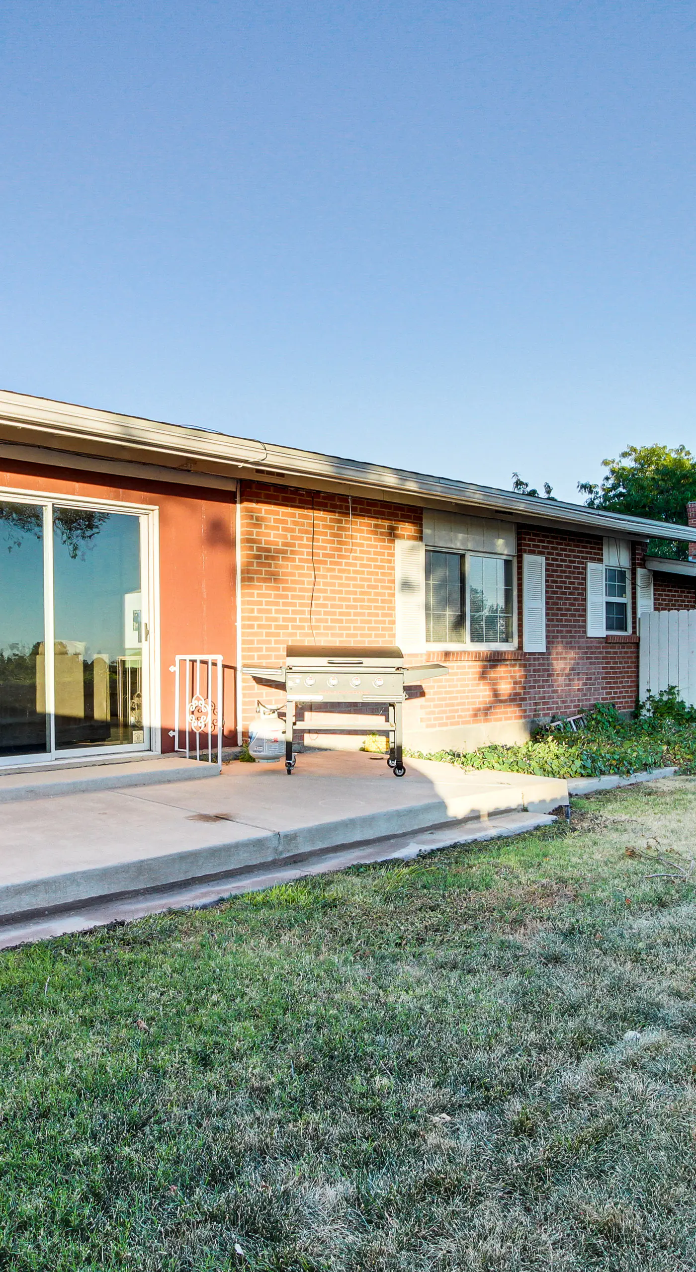 Walk to Paradise Hills Golf Course: Condo w/ Patio