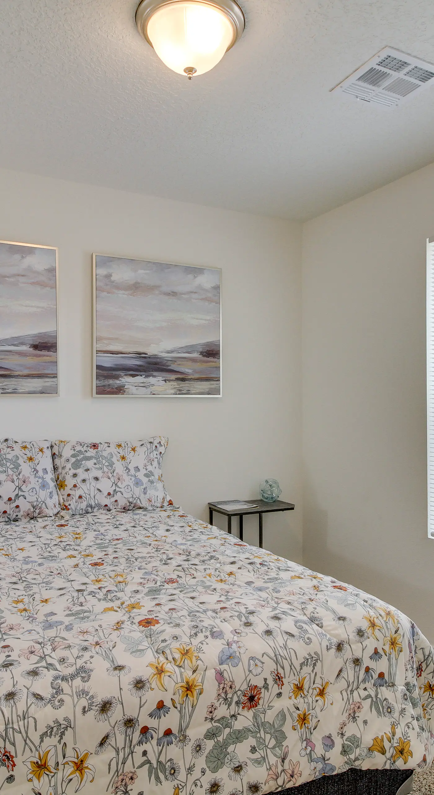3 Mi to Old Town: Albuquerque Townhome w/ Yard!