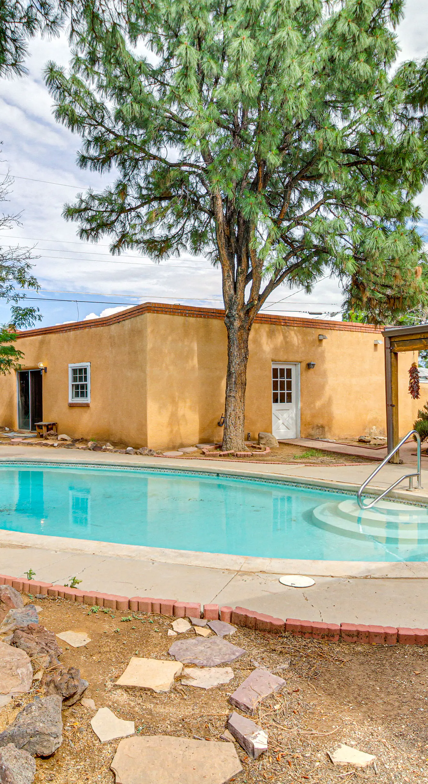 Gorgeous Adobe Home: Classic Santa Fe Style in ABQ
