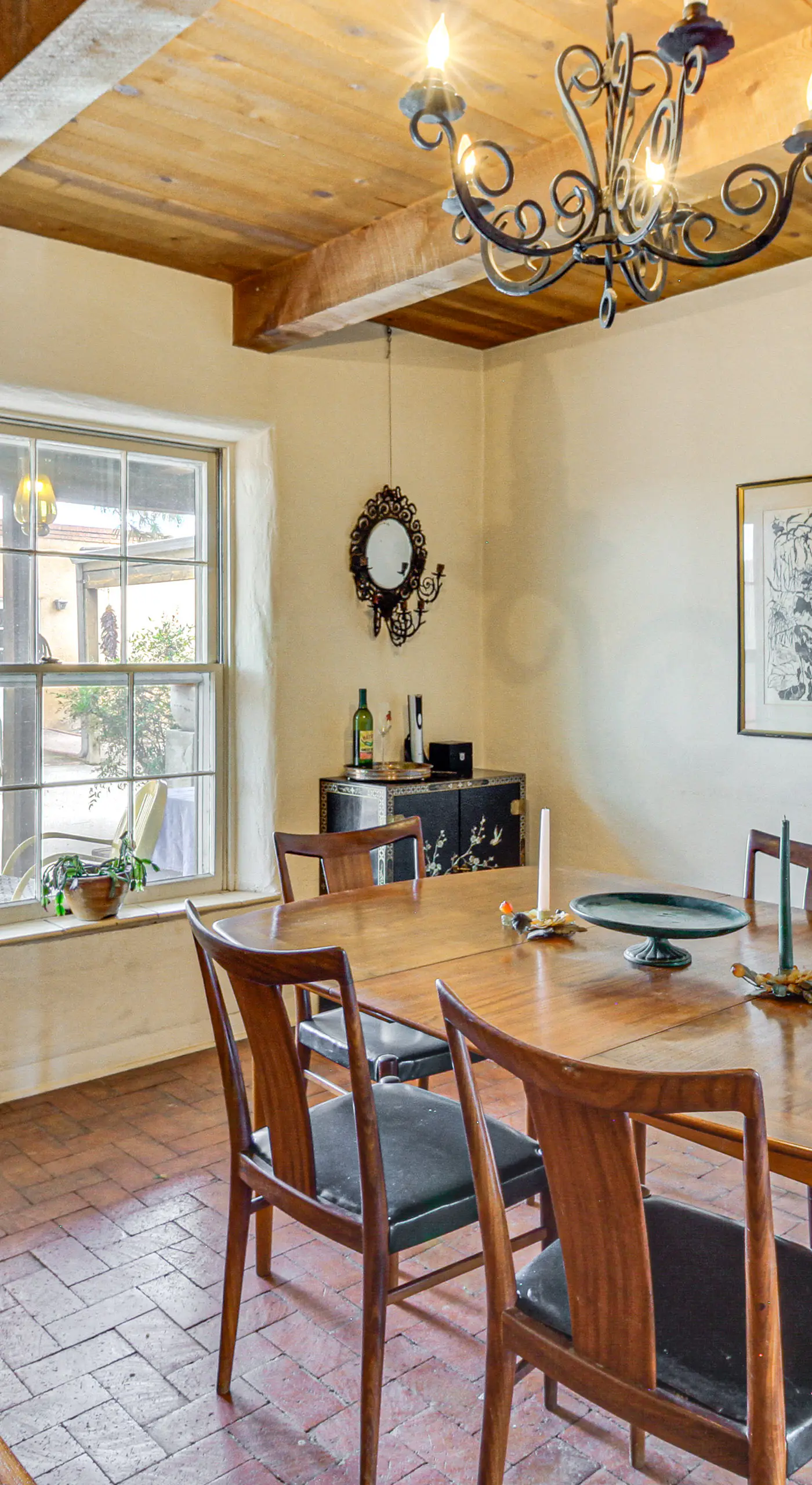 Gorgeous Adobe Home: Classic Santa Fe Style in ABQ