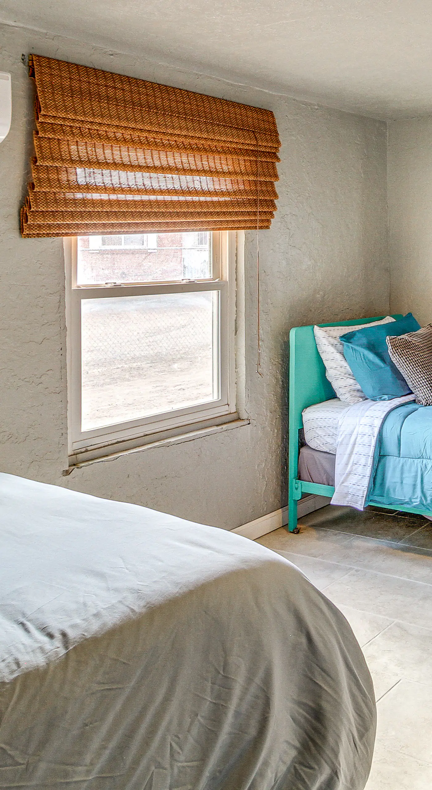 3 Mi to Old Town, Fenced Yard: ABQ Abode!