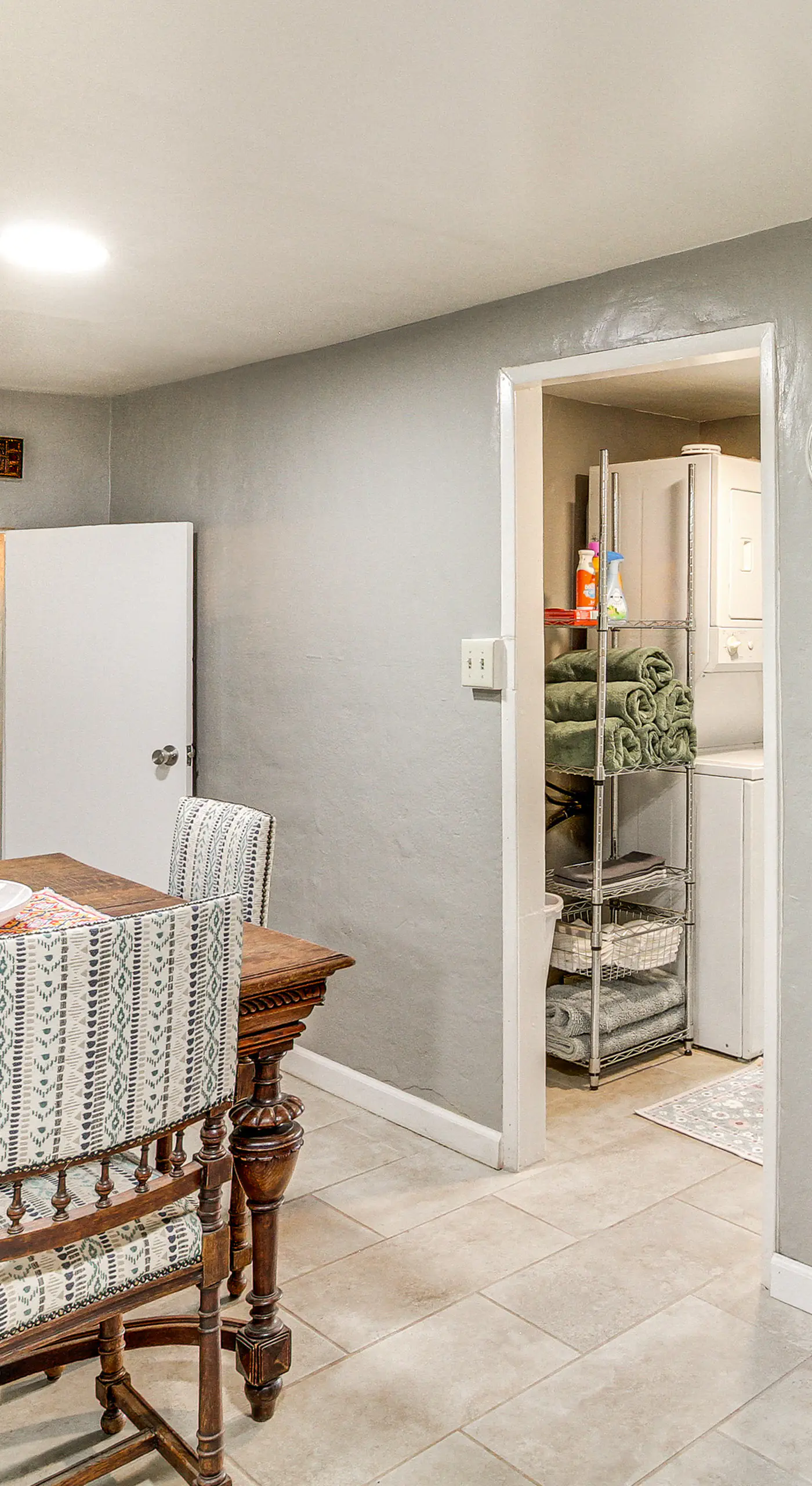 3 Mi to Old Town, Fenced Yard: ABQ Abode!
