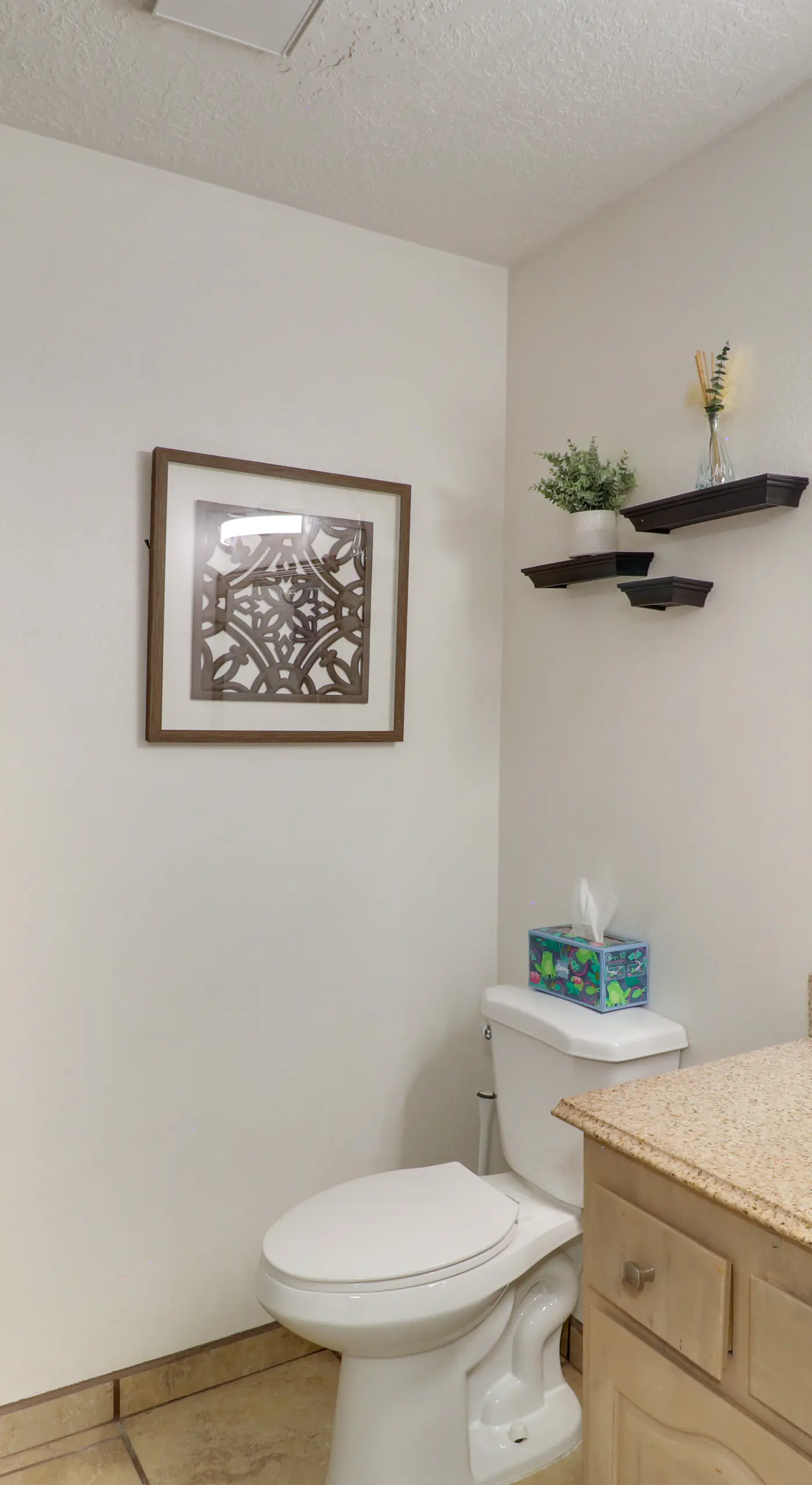 3 Mi to Uptown ABQ! Pet-Friendly Condo w/ Patio