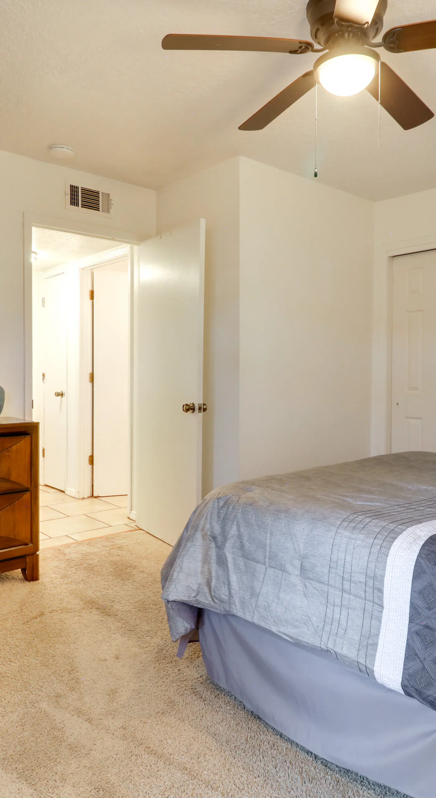 3 Mi to Uptown ABQ! Pet-Friendly Condo w/ Patio
