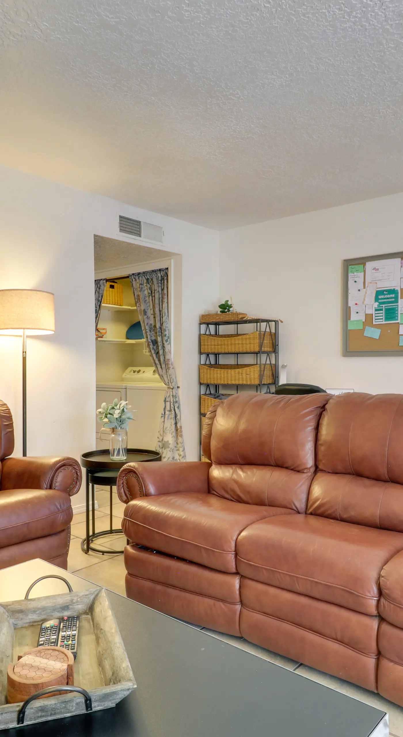 3 Mi to Uptown ABQ! Pet-Friendly Condo w/ Patio