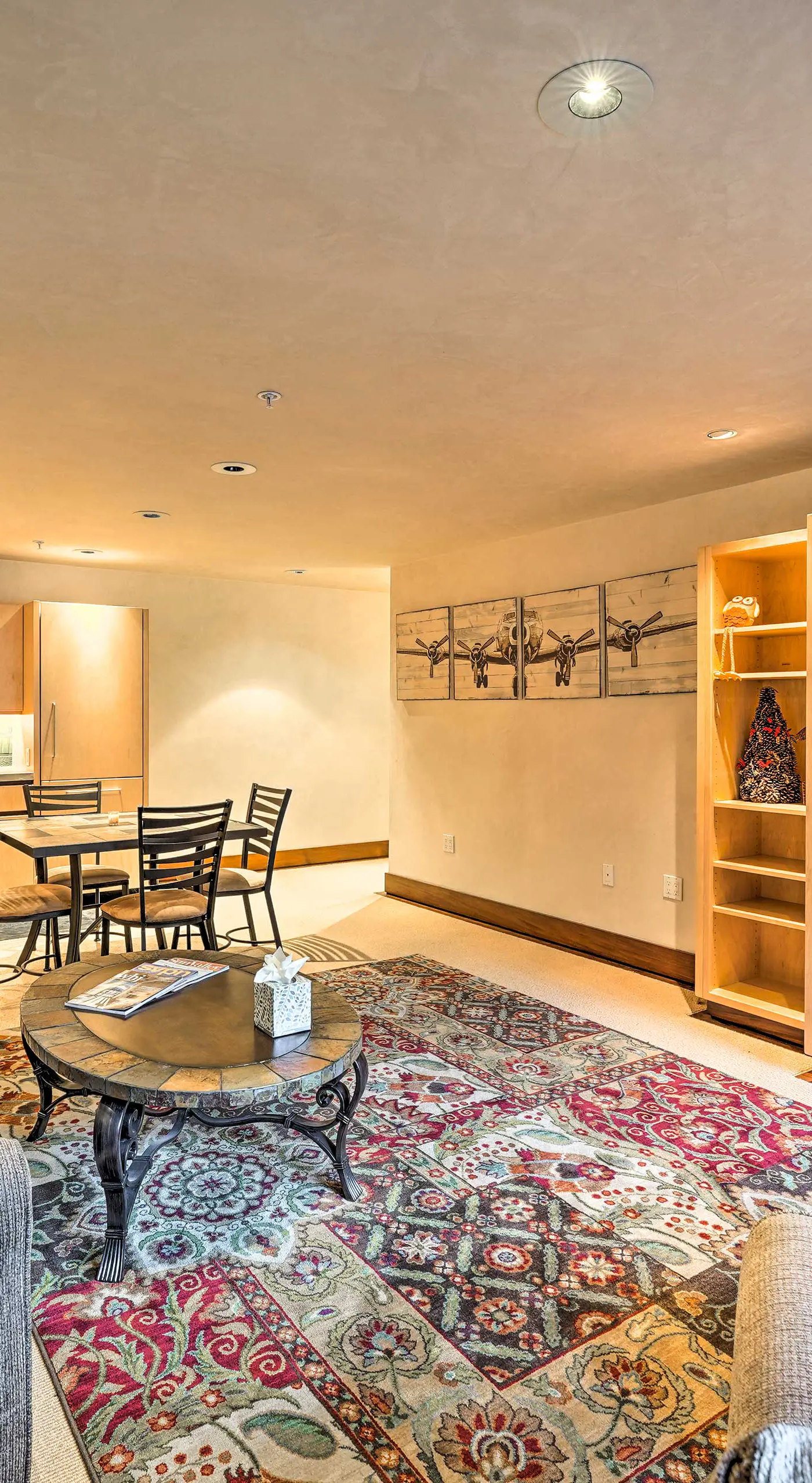 Sun Valley Estate w/ Private Pool, Theater & Gym