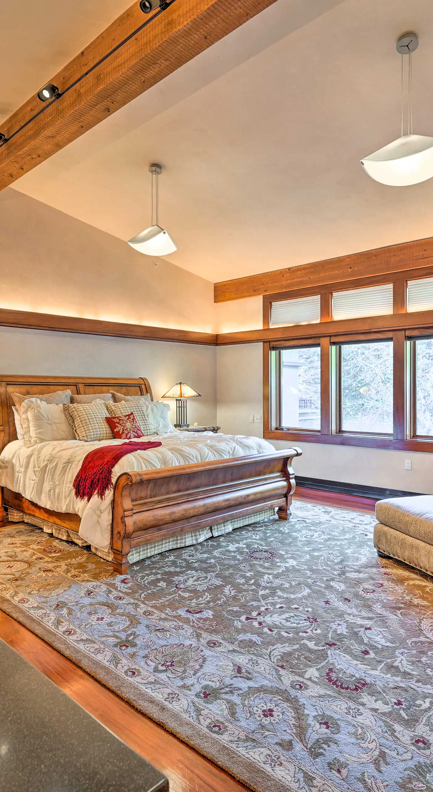 Sun Valley Estate w/ Private Pool, Theater & Gym