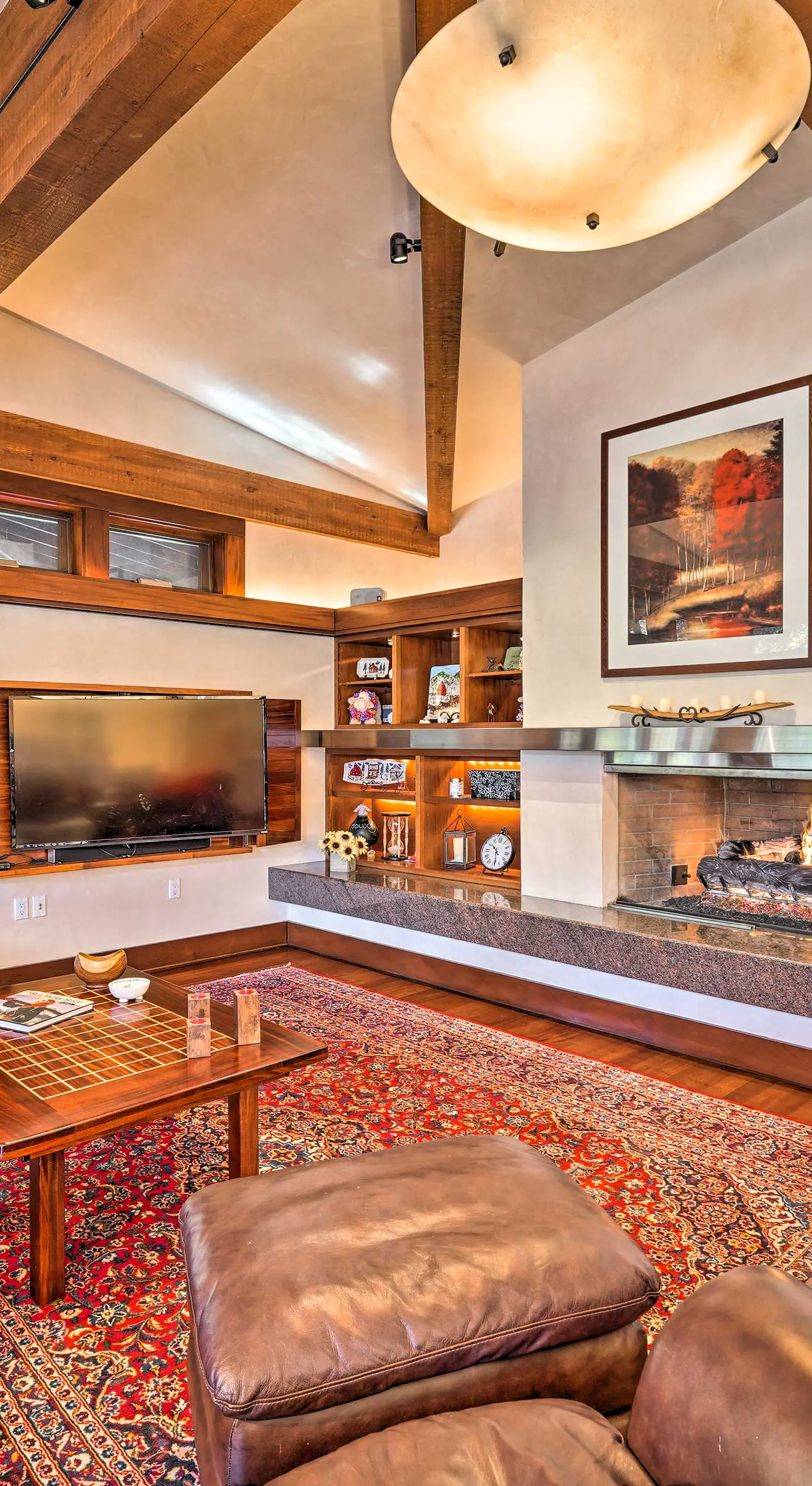 Sun Valley Estate w/ Private Pool, Theater & Gym
