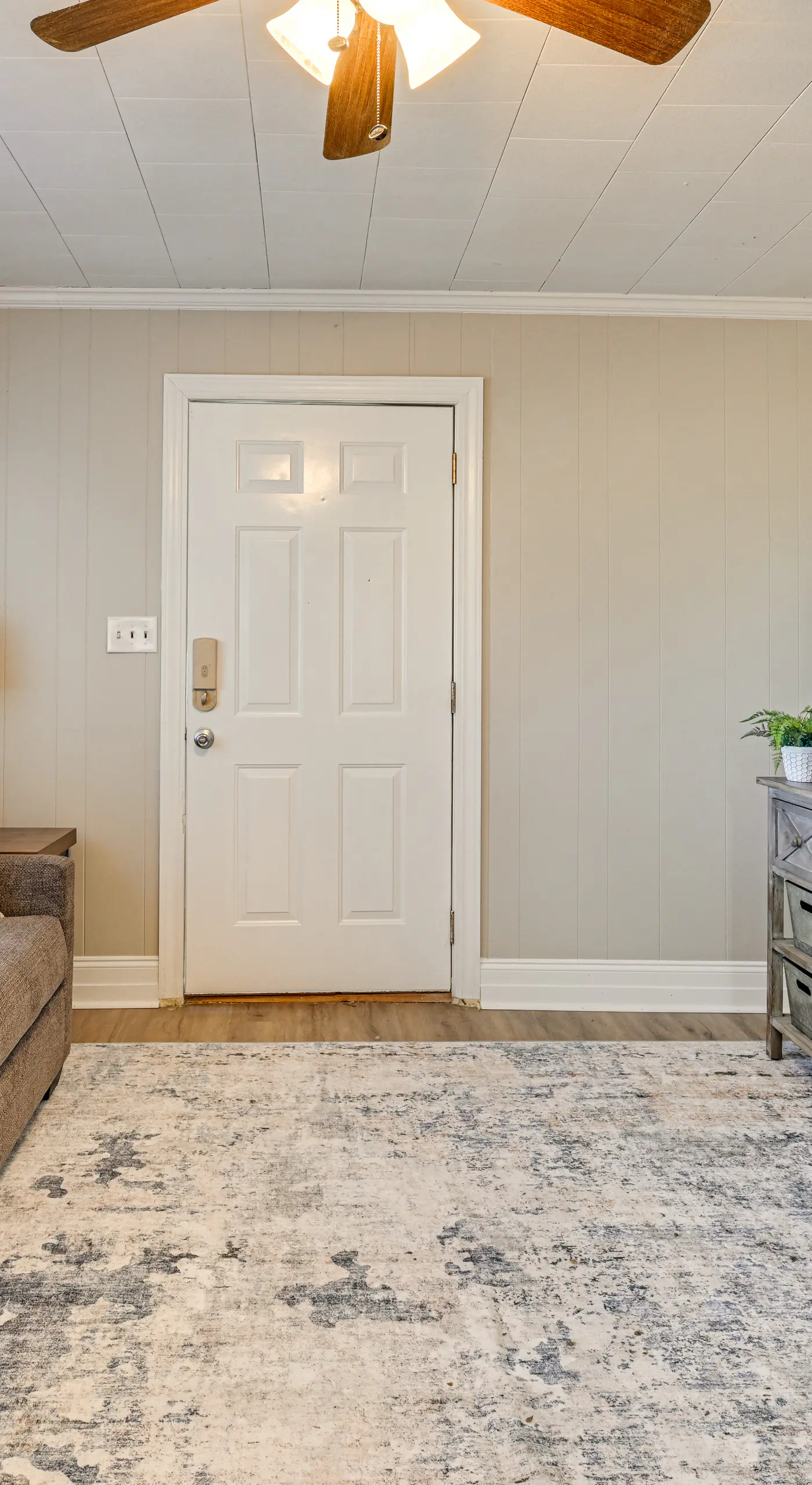 2 Mi to Uptown Lexington: Pet-Friendly Getaway!