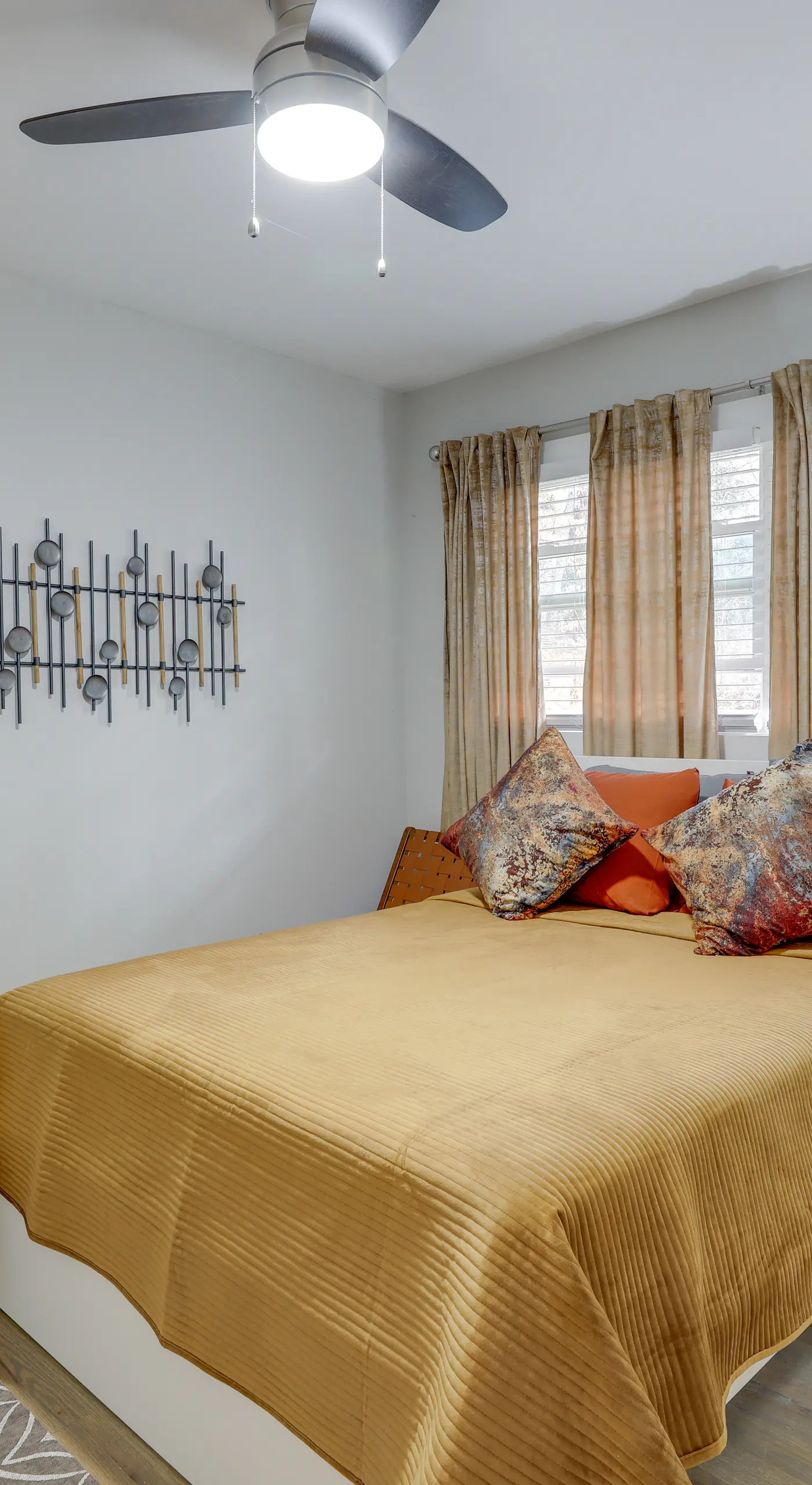 Pet-Friendly Decatur Home ~ 8 Mi to Downtown ATL!