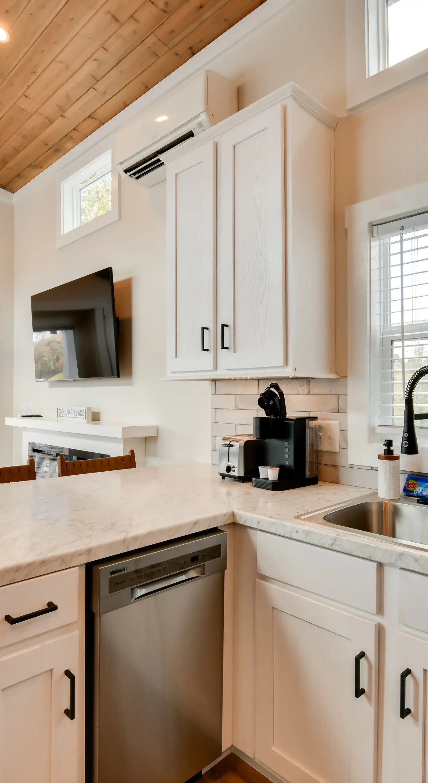 < 1 Mi to Marina: Lake Norman Home w/ Pool Access!