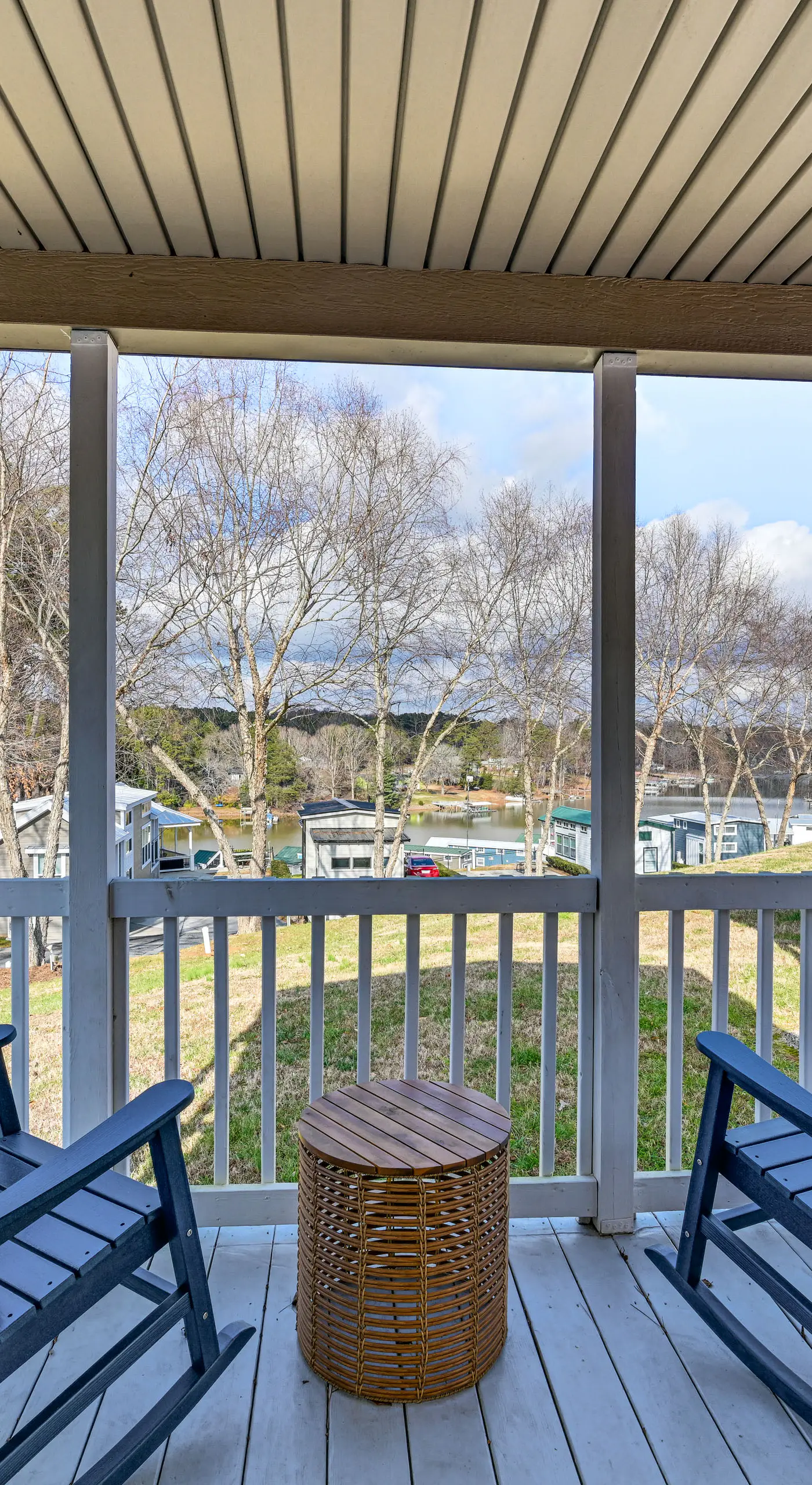 < 1 Mi to Lake Norman Marina: Home w/ Pool Access