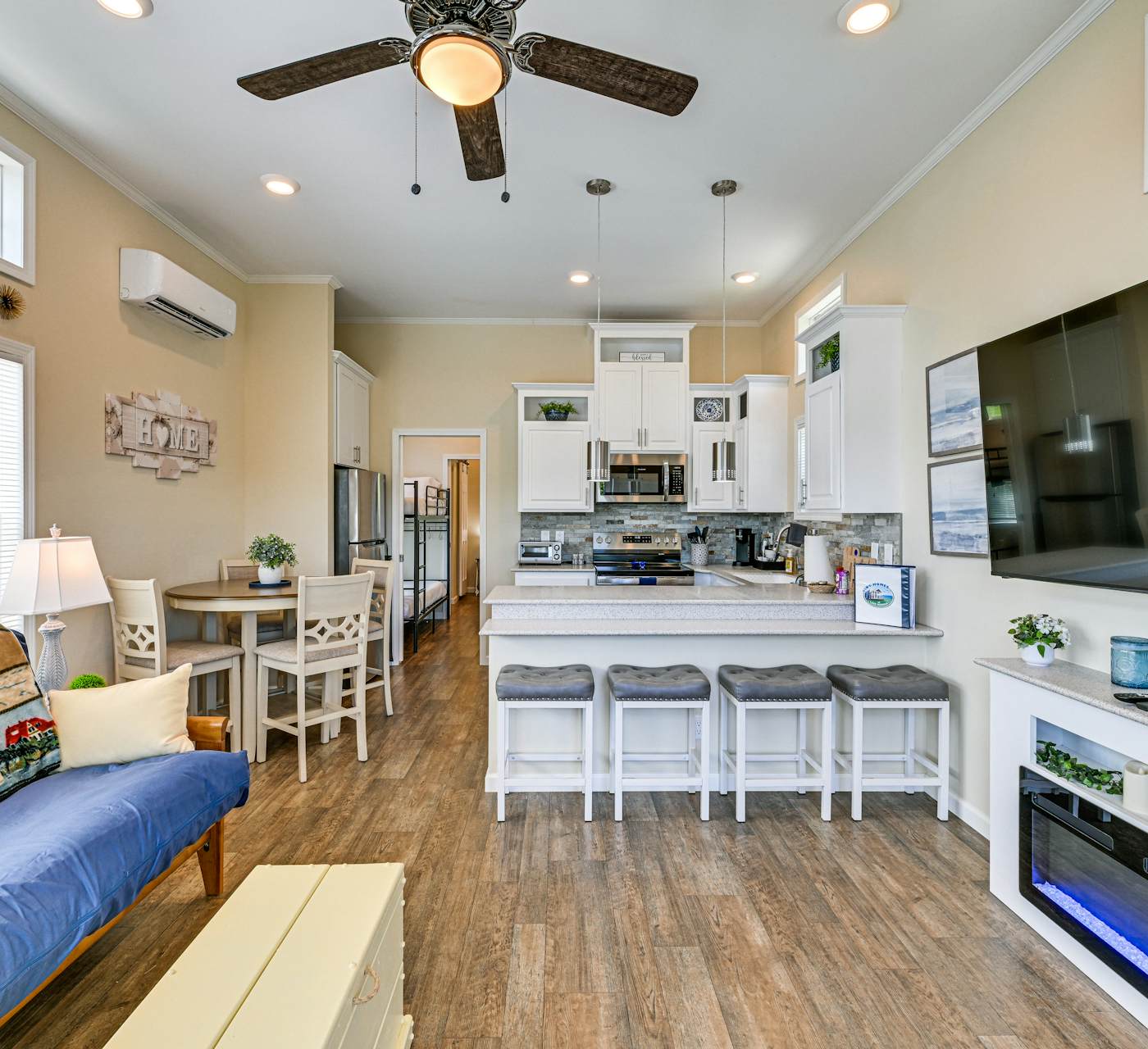 Lake View Tiny Home w/ Pool Access