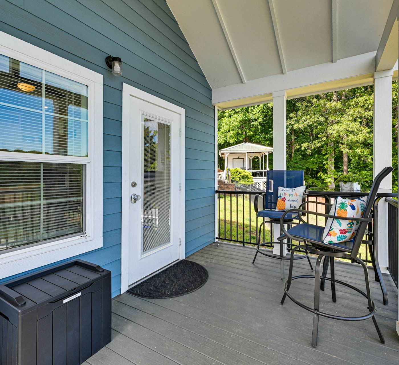 Lake View Tiny Home w/ Pool Access