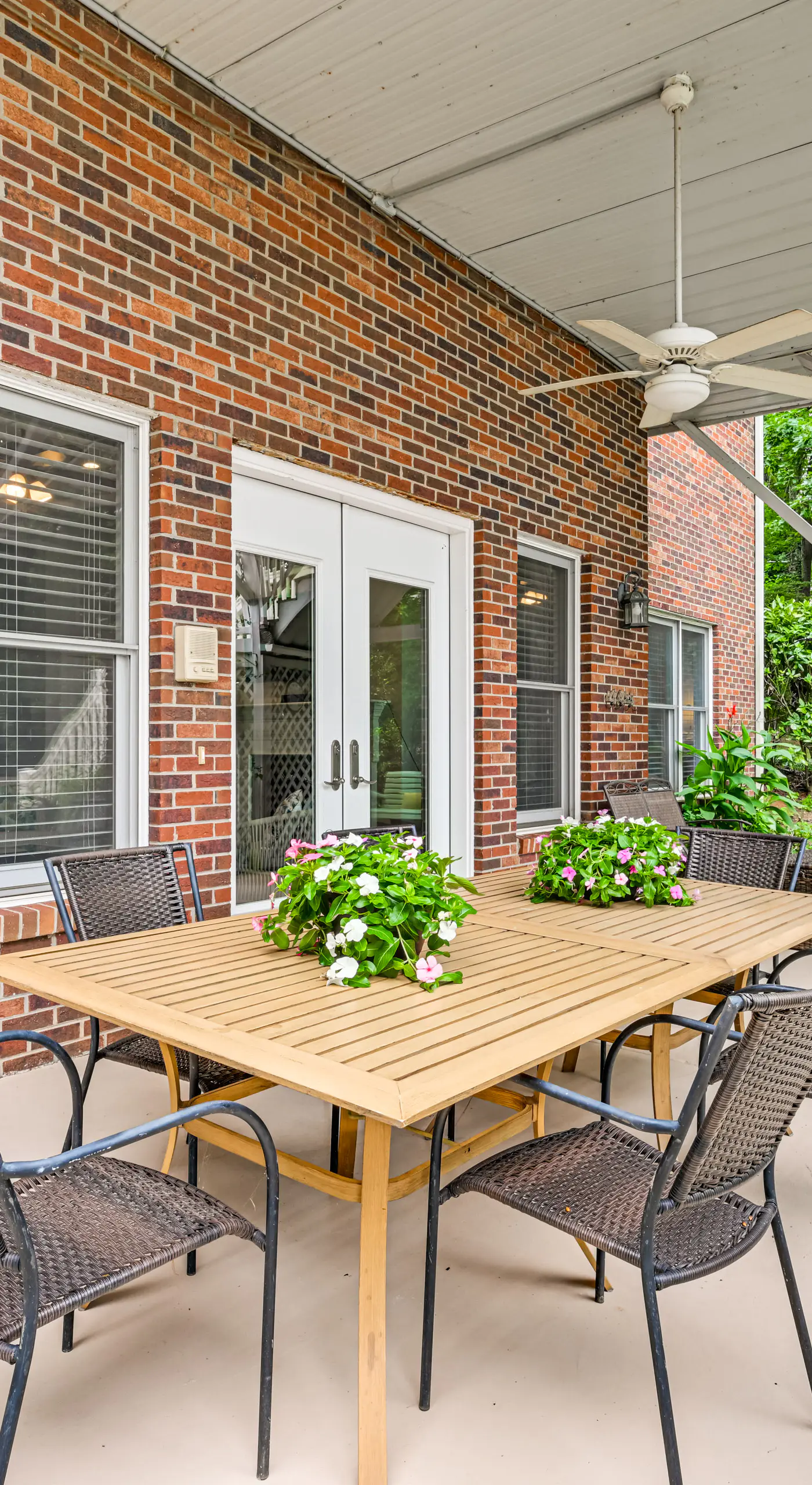 'Sunset Central' - Lake Norman Getaway with Dock