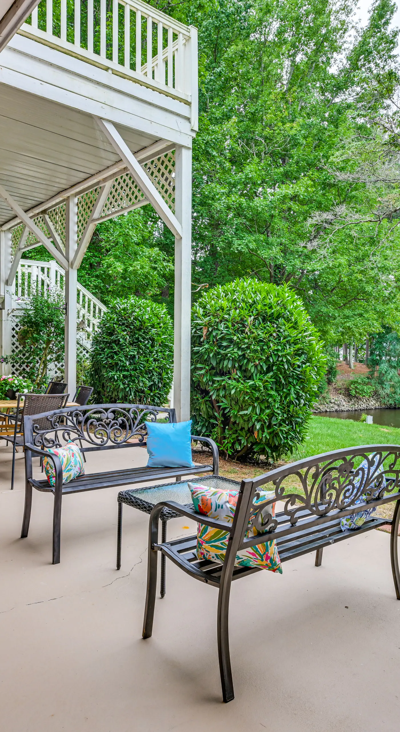 'Sunset Central' - Lake Norman Getaway with Dock