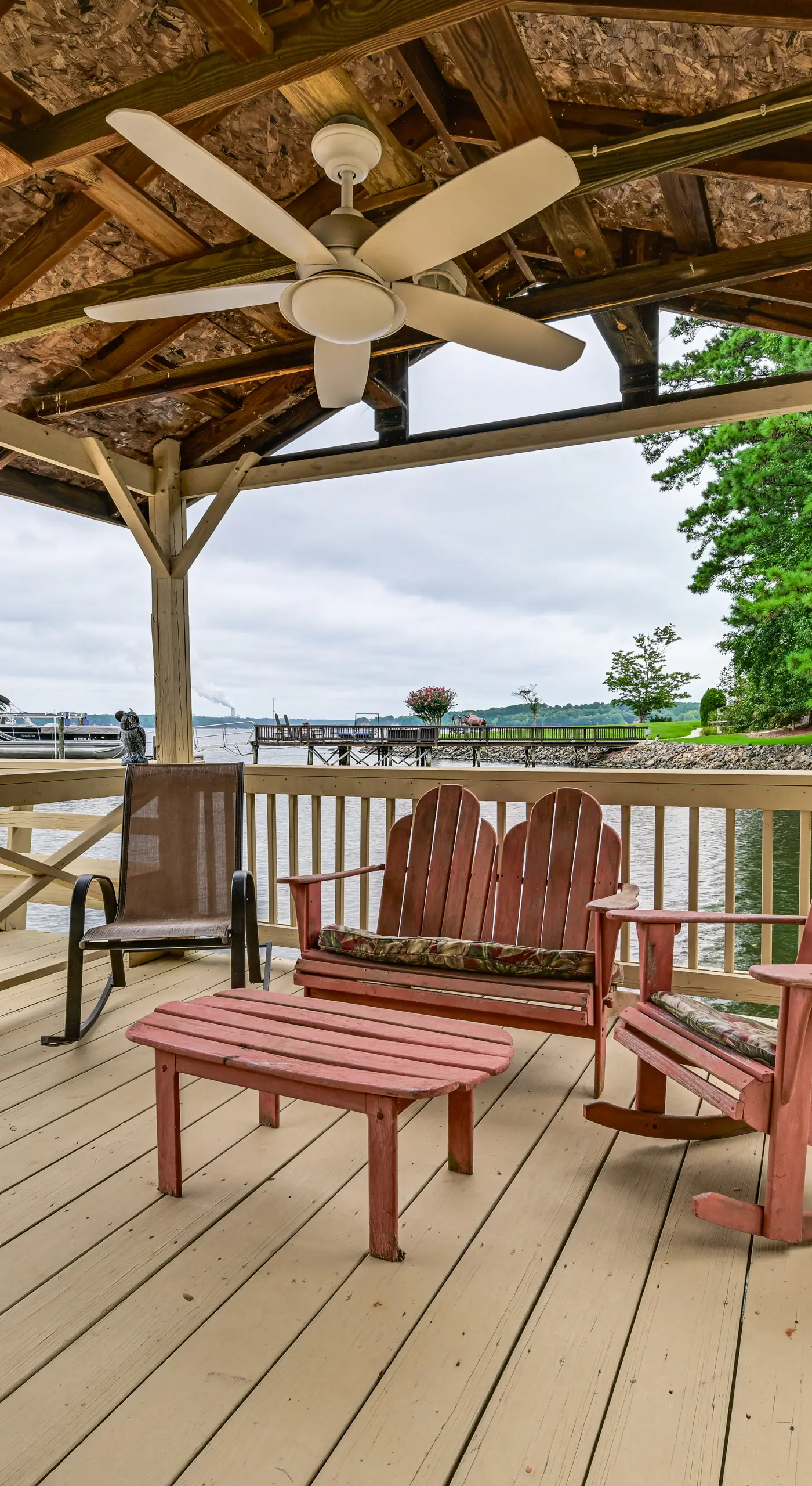 'Sunset Central' - Lake Norman Getaway with Dock