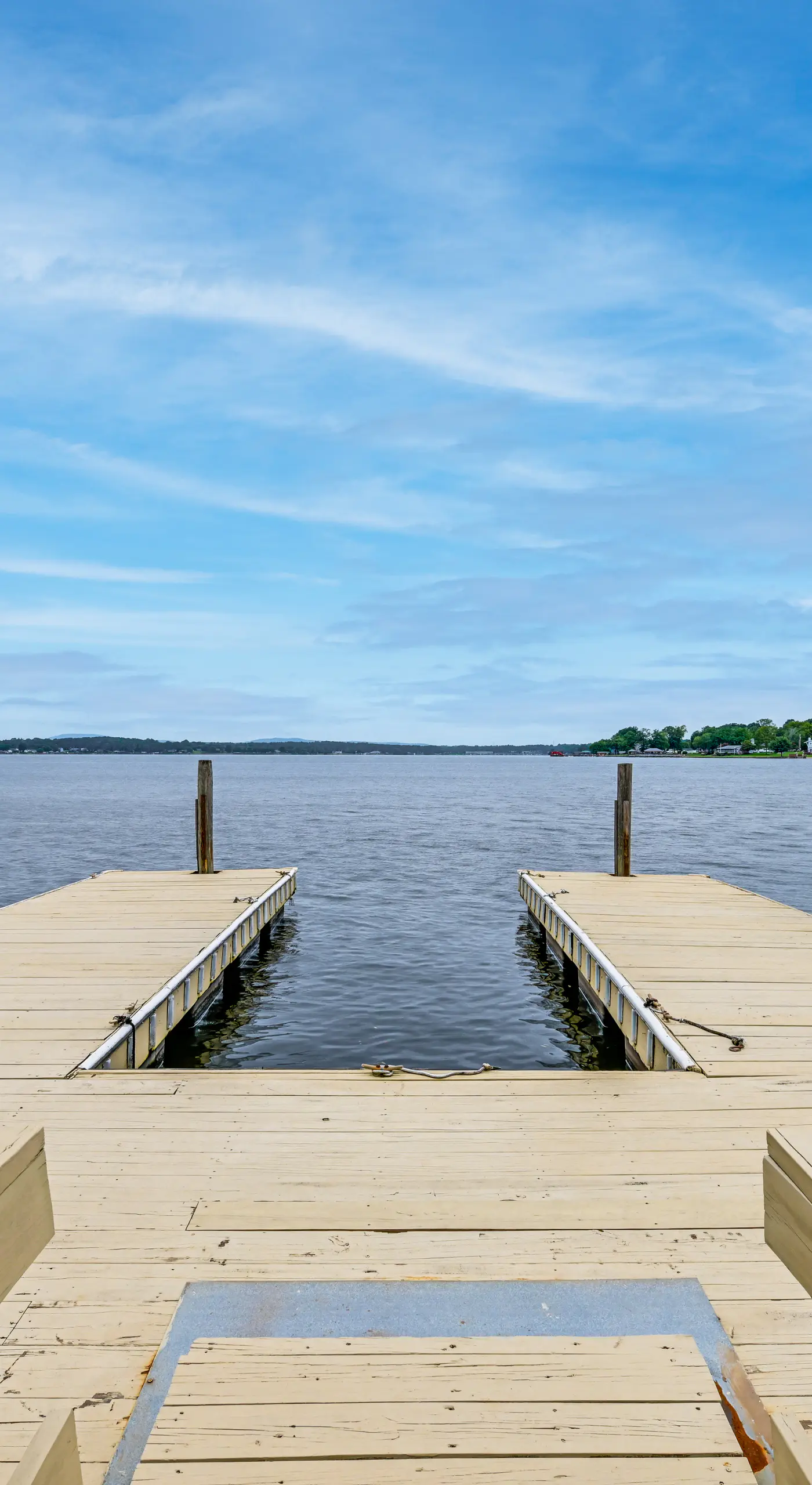 'Sunset Central' - Lake Norman Getaway with Dock