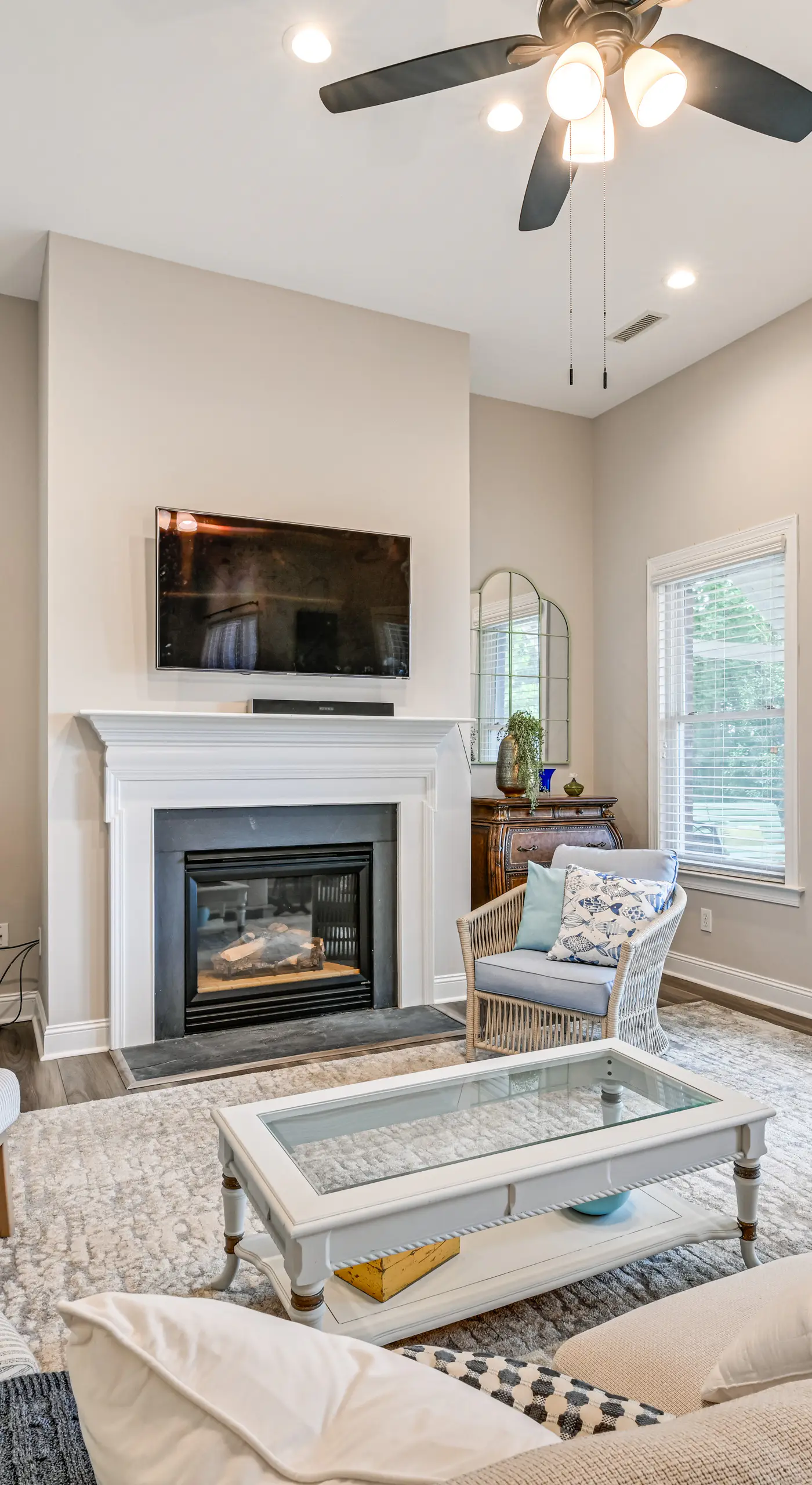 'Sunset Central' - Lake Norman Getaway with Dock
