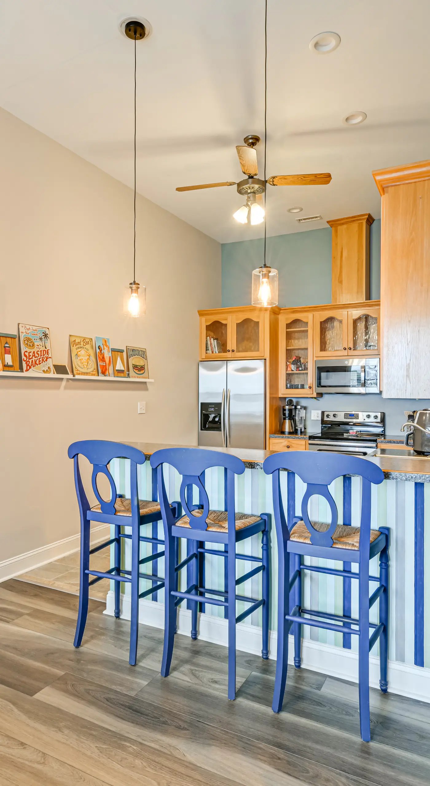 'Sunset Central' - Lake Norman Getaway with Dock