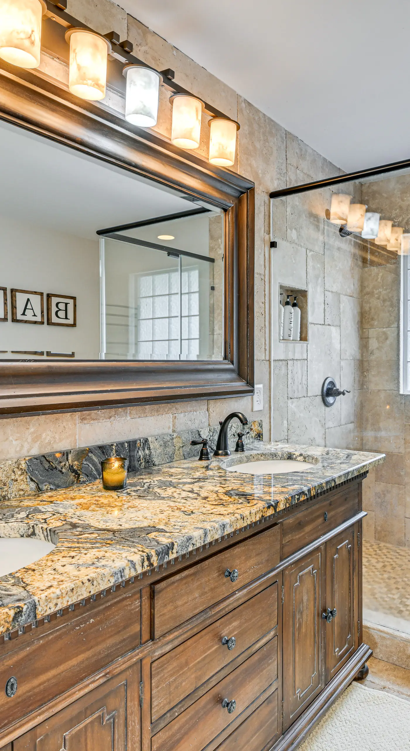 Boat Dock & Game Room: Waterfront Lake Norman Gem