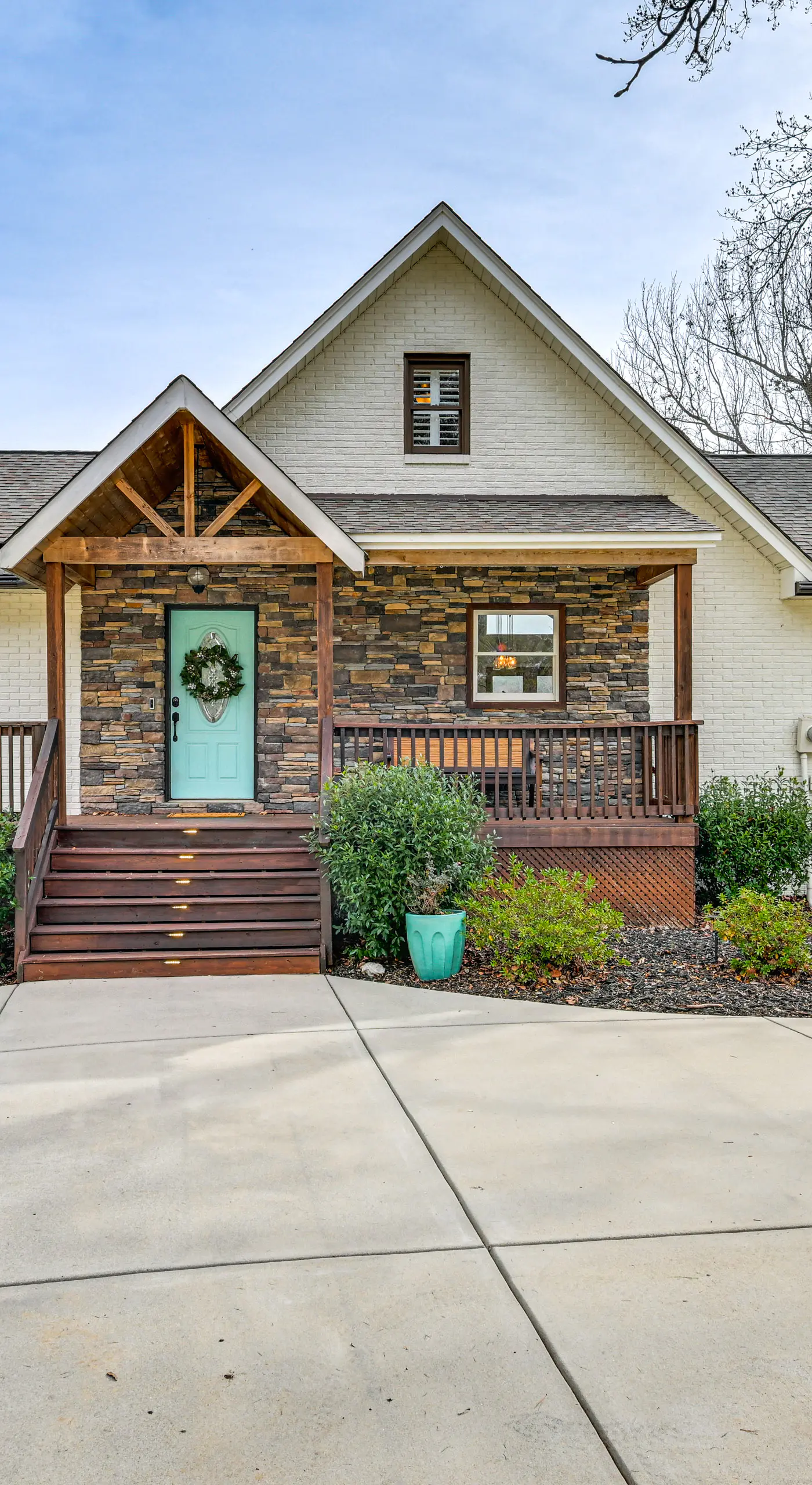 Boat Dock & Game Room: Waterfront Lake Norman Gem