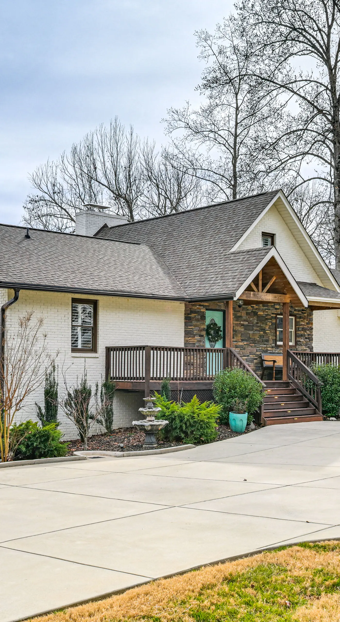 Boat Dock & Game Room: Waterfront Lake Norman Gem