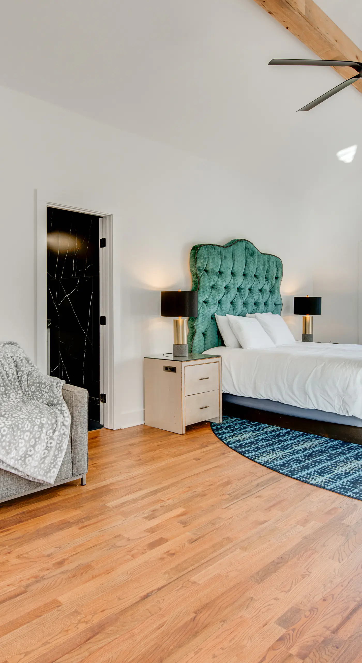 Fully Updated! 3,000-Sq-Ft Home Near Mercedes-Benz