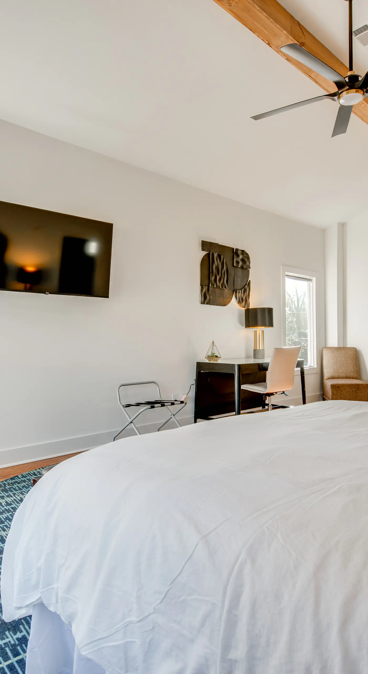Fully Updated! 3,000-Sq-Ft Home Near Mercedes-Benz